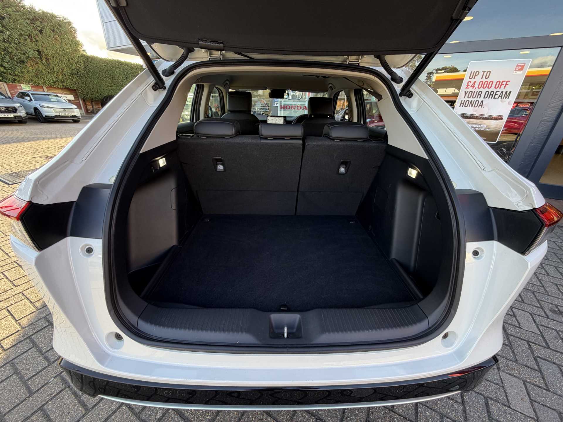 Honda HR-V 1.5 eHEV Advance 5dr CVT — image 13
