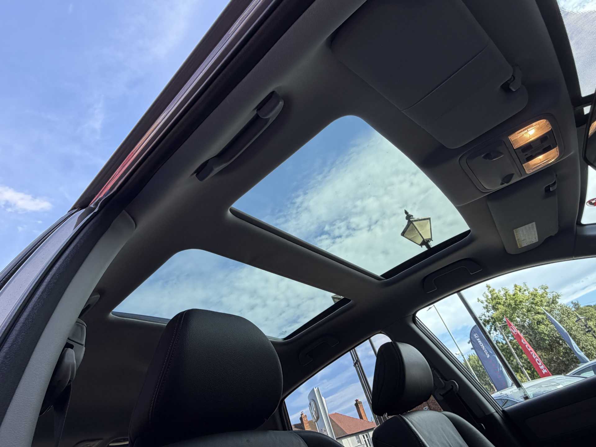 Honda CR-V 2.0 i-VTEC EX 5dr Auto — image 18