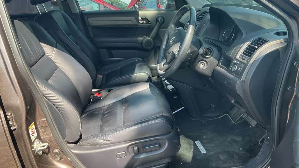 Honda CR-V 2.0 i-VTEC EX 5dr Auto - Image 2
