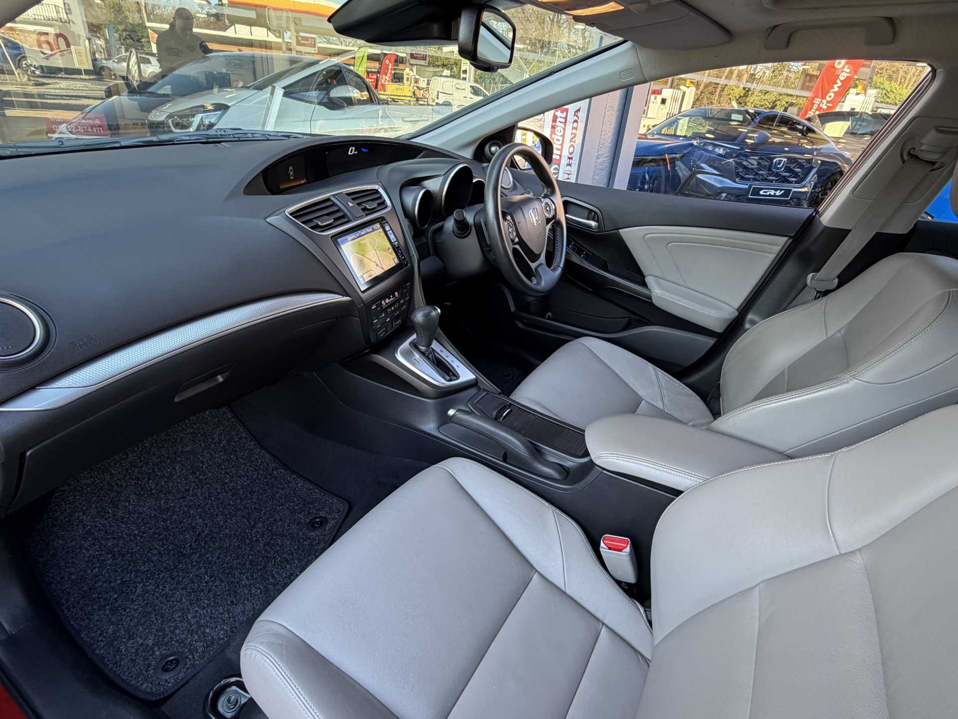 Honda Civic 1.8 i-VTEC SR 5dr Auto - Image 2