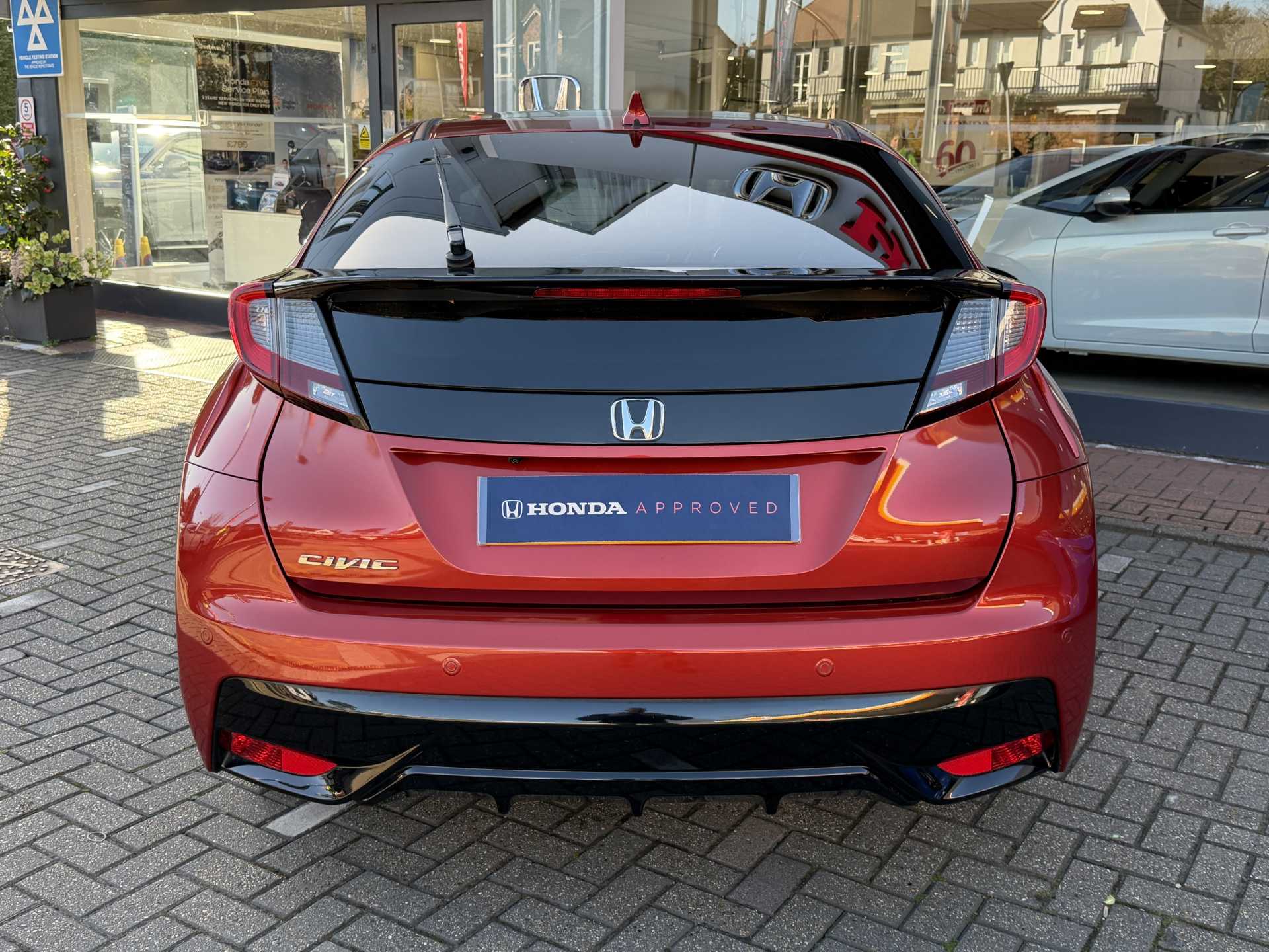 Honda Civic 1.8 i-VTEC SR 5dr Auto - Image 7