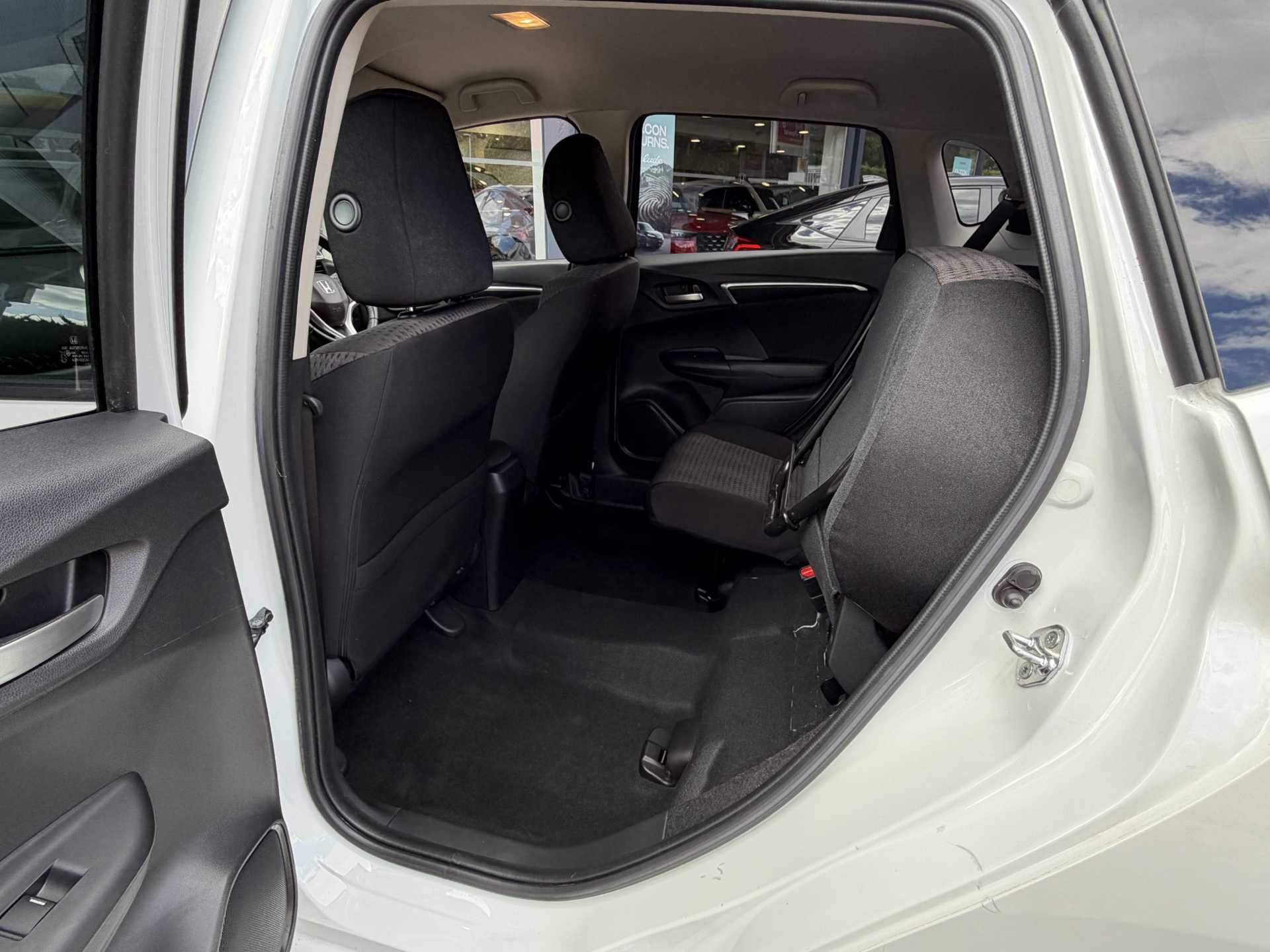Honda Jazz 1.3 i-VTEC EX 5dr CVT — image 18
