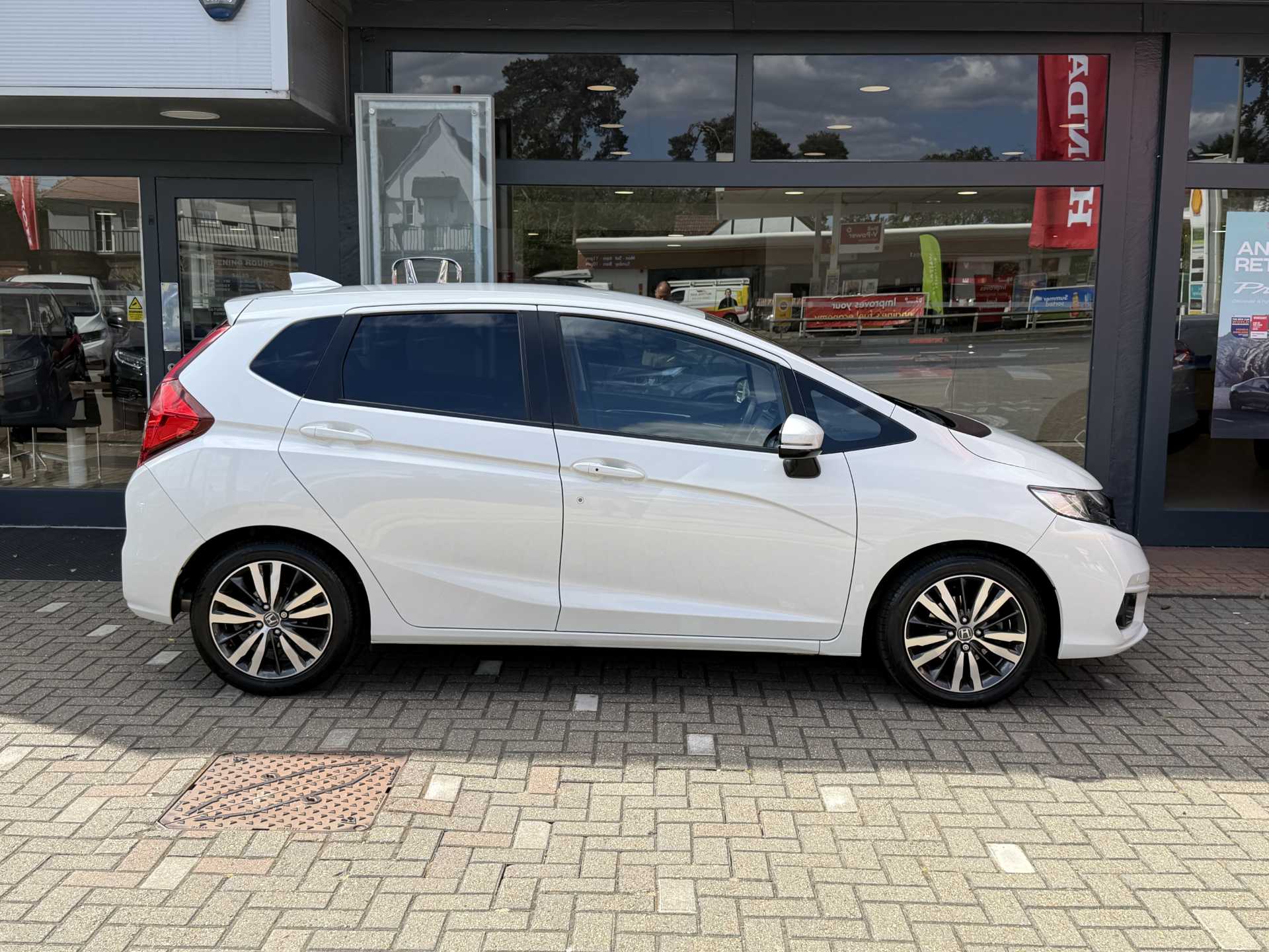 Honda Jazz 1.3 i-VTEC EX 5dr CVT - Image 5