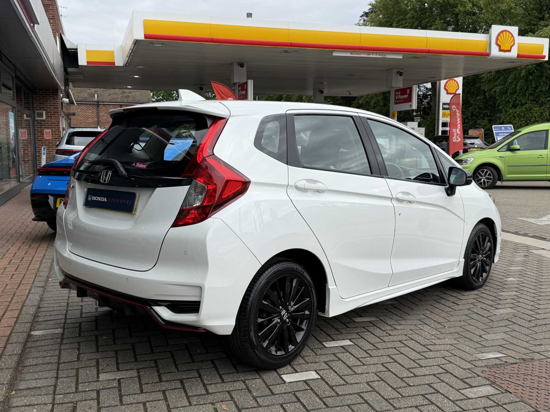 Honda Jazz 1.5 i-VTEC Sport 5dr Navi CVT - Image 12