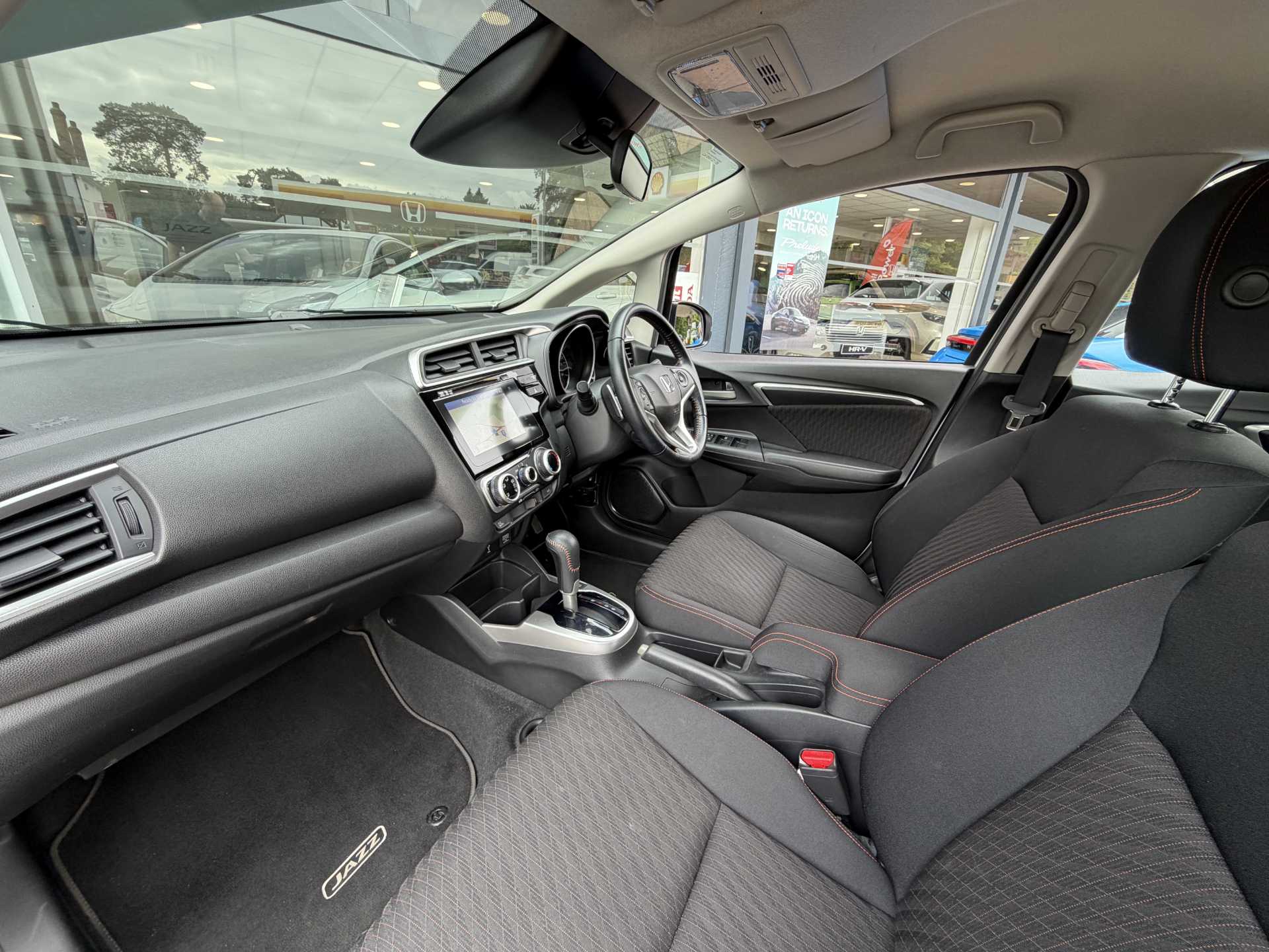 Honda Jazz 1.5 i-VTEC Sport 5dr Navi CVT - Image 2