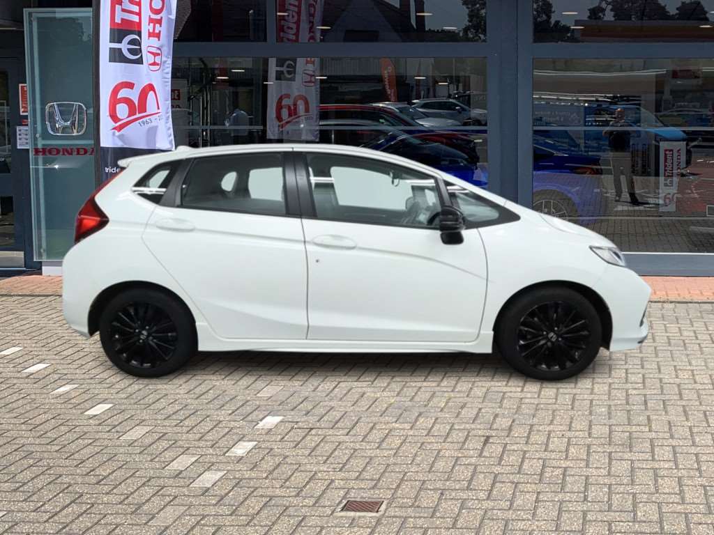 Honda Jazz 1.5 i-VTEC Sport 5dr Navi CVT - Image 5