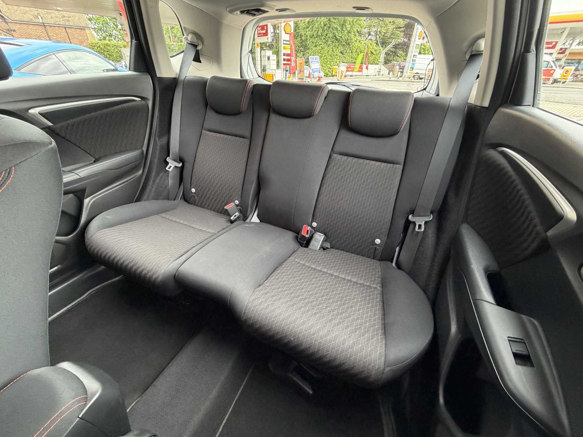 Honda Jazz 1.5 i-VTEC Sport 5dr Navi CVT - Image 8