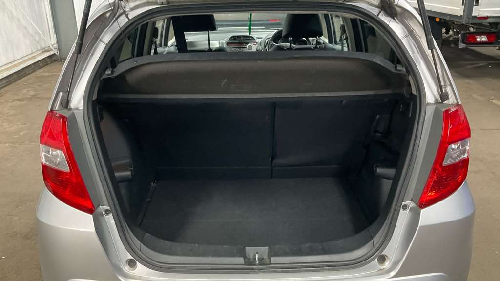 Honda Jazz 1.4 i-VTEC EXL 5dr CVT — image 10