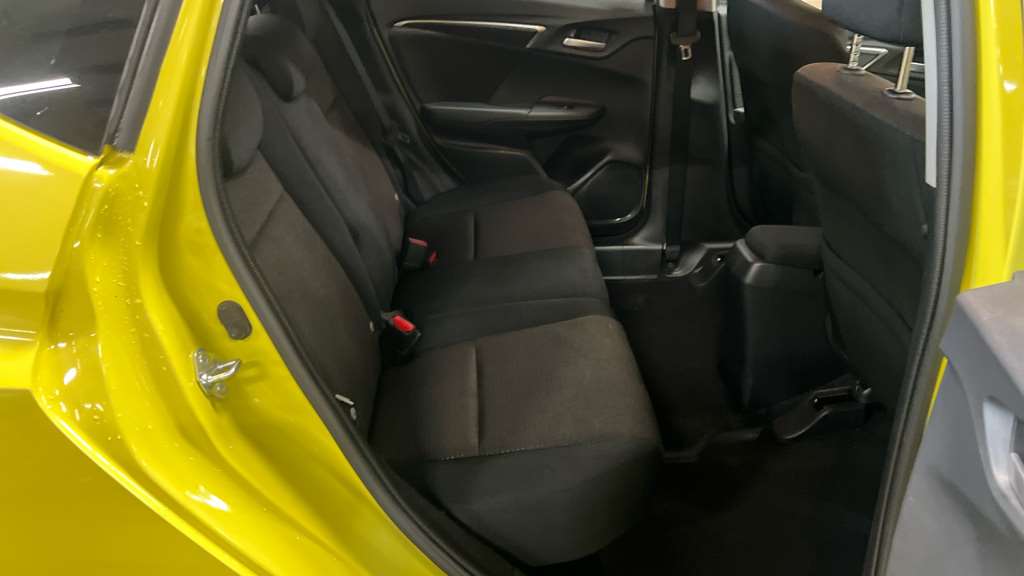 Honda Jazz 1.3 EX Navi 5dr - Image 8