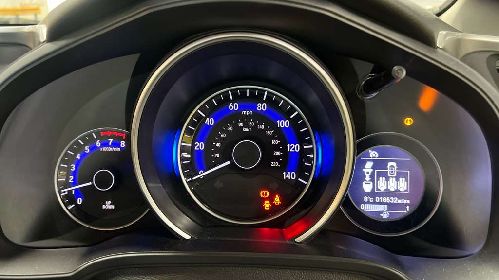 Honda Jazz 1.3 EX Navi 5dr - Image 9