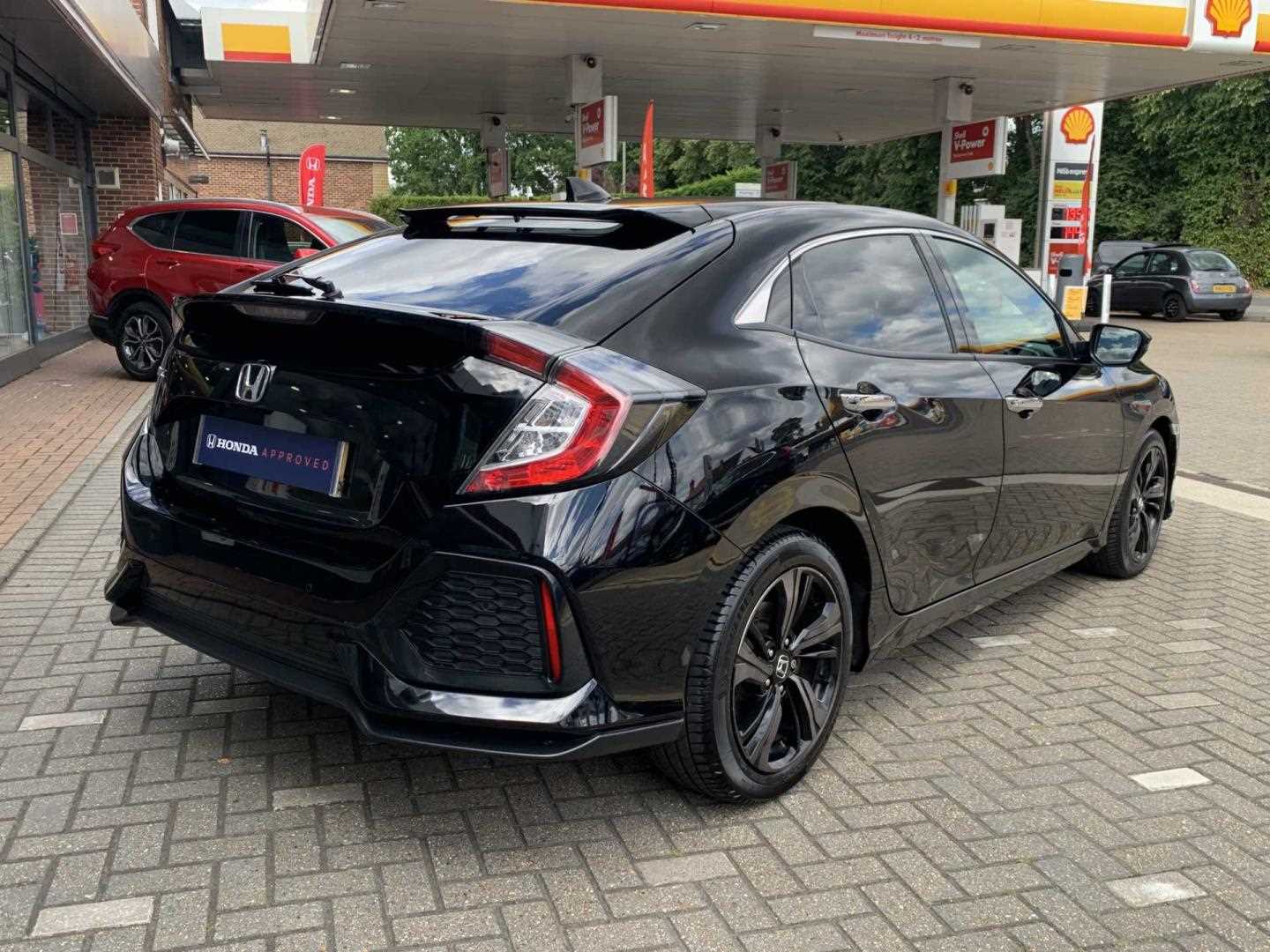 Honda CIVIC 1.5 VTEC Turbo Prestige 5dr CVT - Image 12
