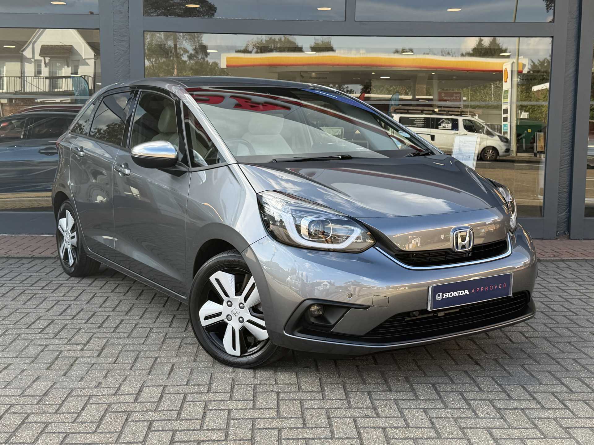 Honda Jazz 1.5 i-MMD Hybrid EX 5dr eCVT - Image 1