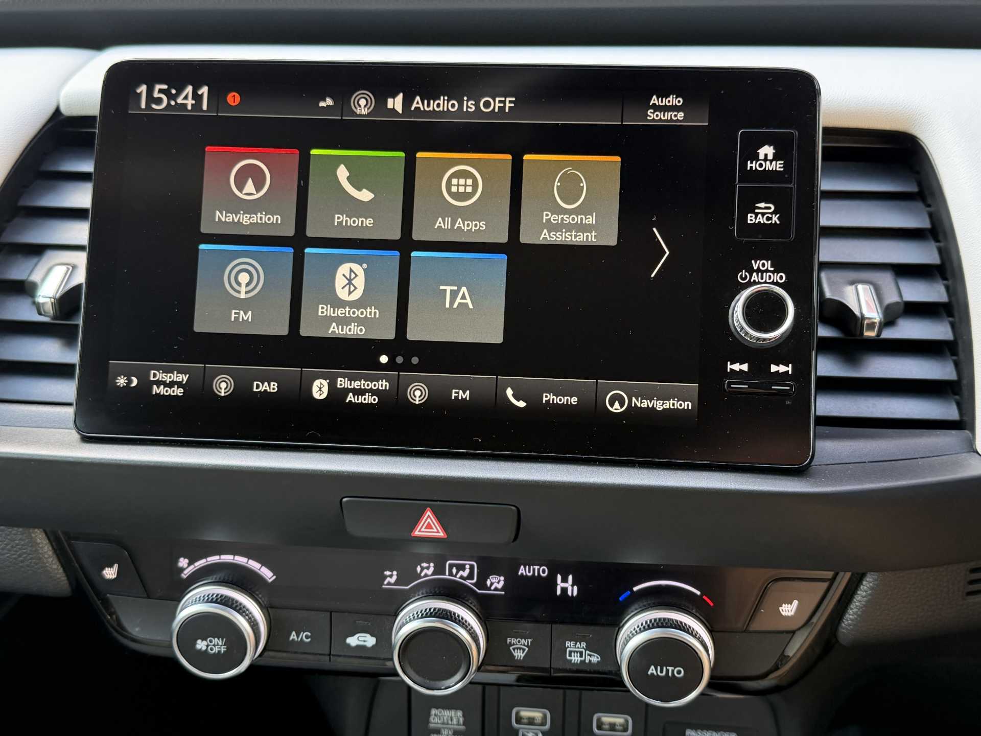Honda Jazz 1.5 i-MMD Hybrid EX 5dr eCVT - Image 16