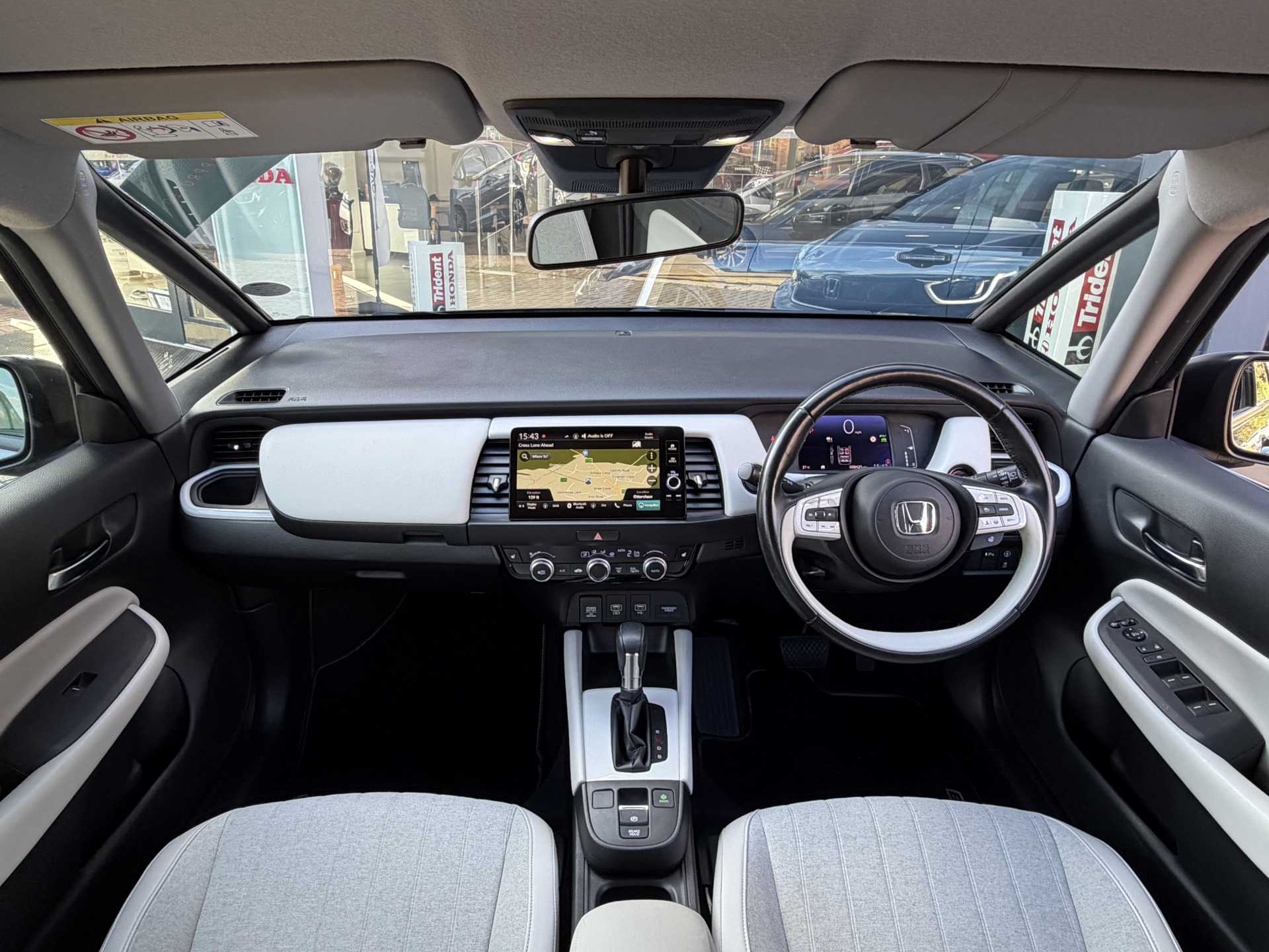 Honda Jazz 1.5 i-MMD Hybrid EX 5dr eCVT - Image 4