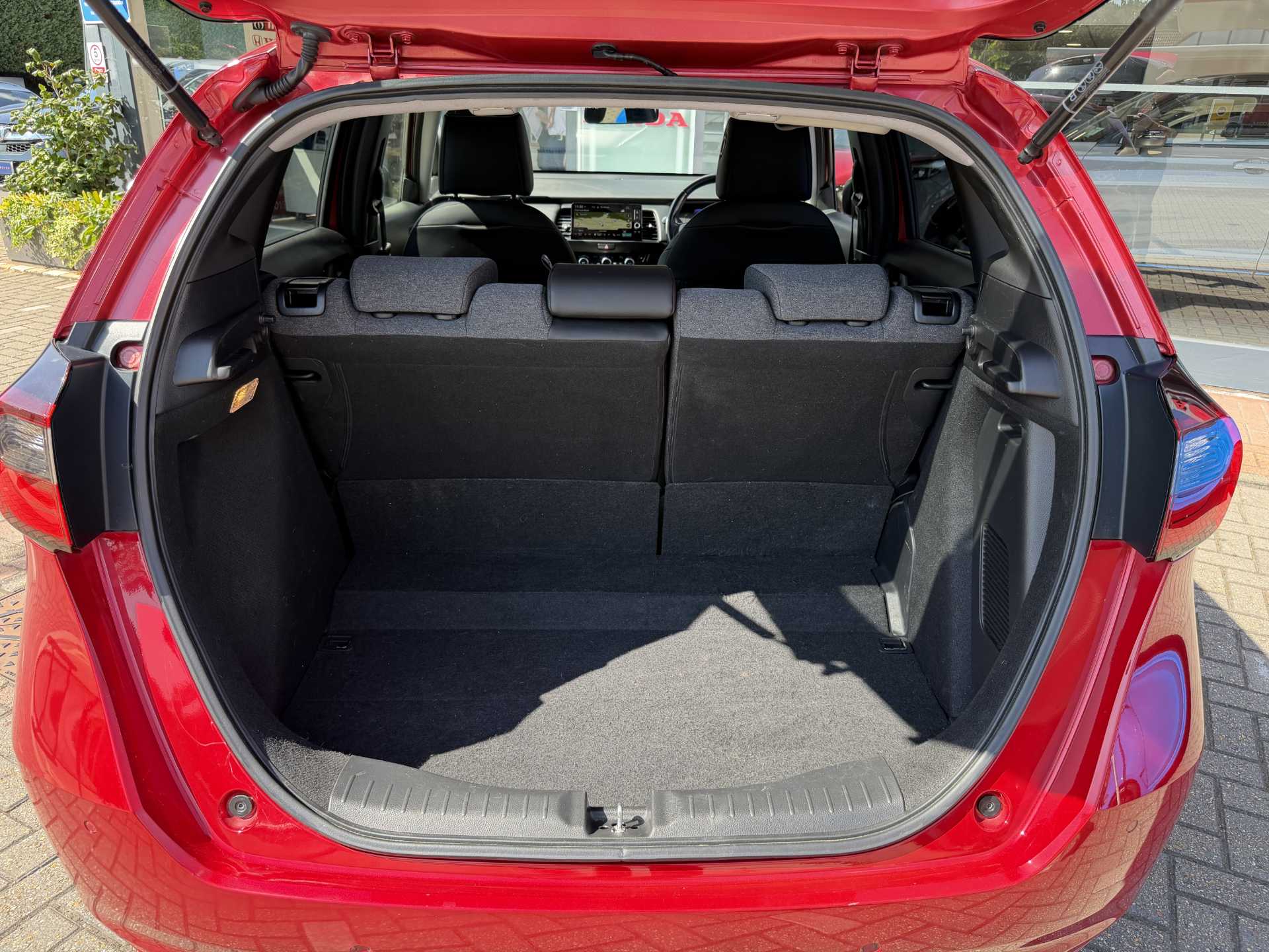 Honda Jazz 1.5 i-MMD Hybrid EX 5dr eCVT — image 13