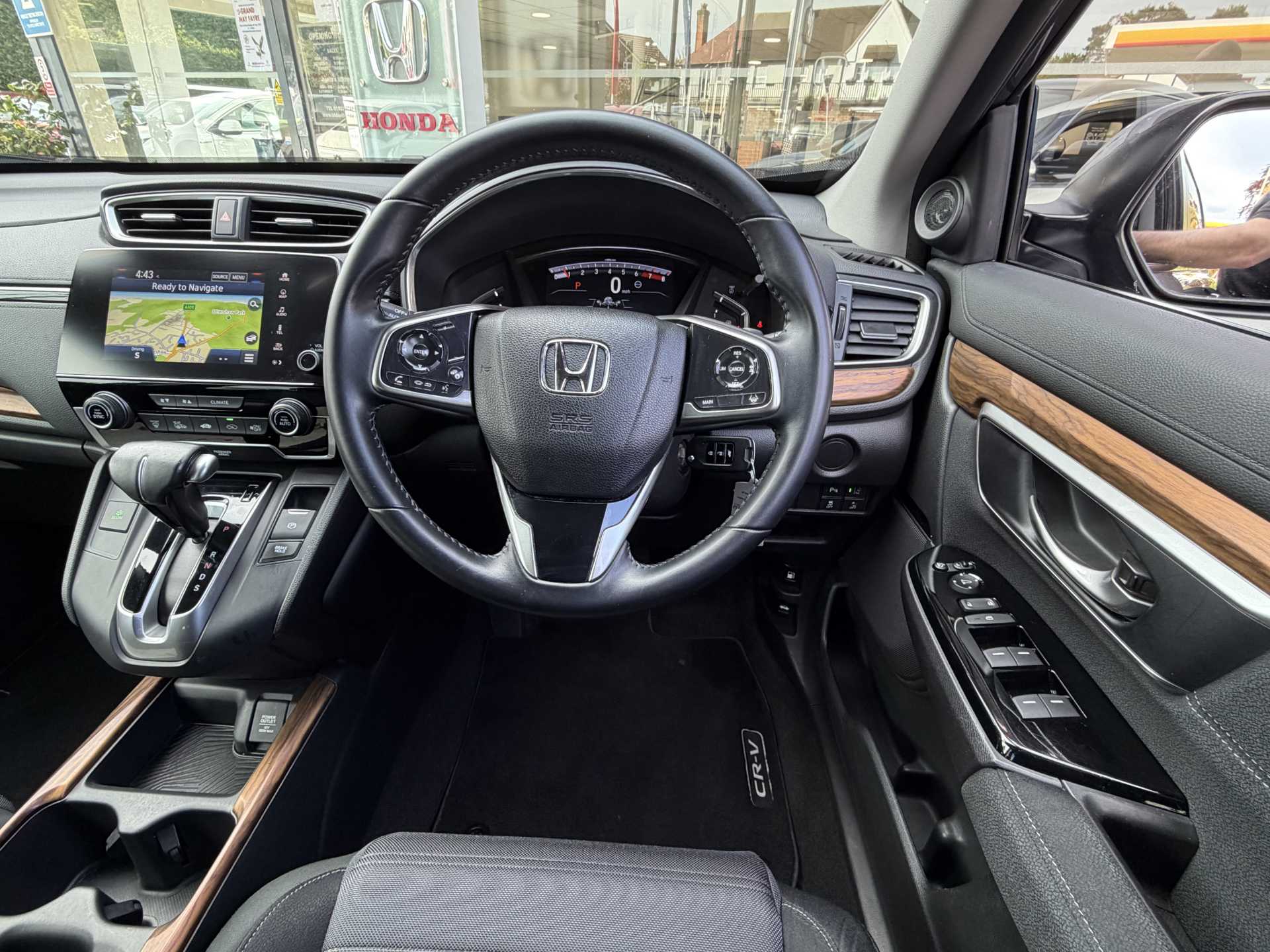 Honda CR-V 1.5 VTEC Turbo SE 5dr CVT - Image 18