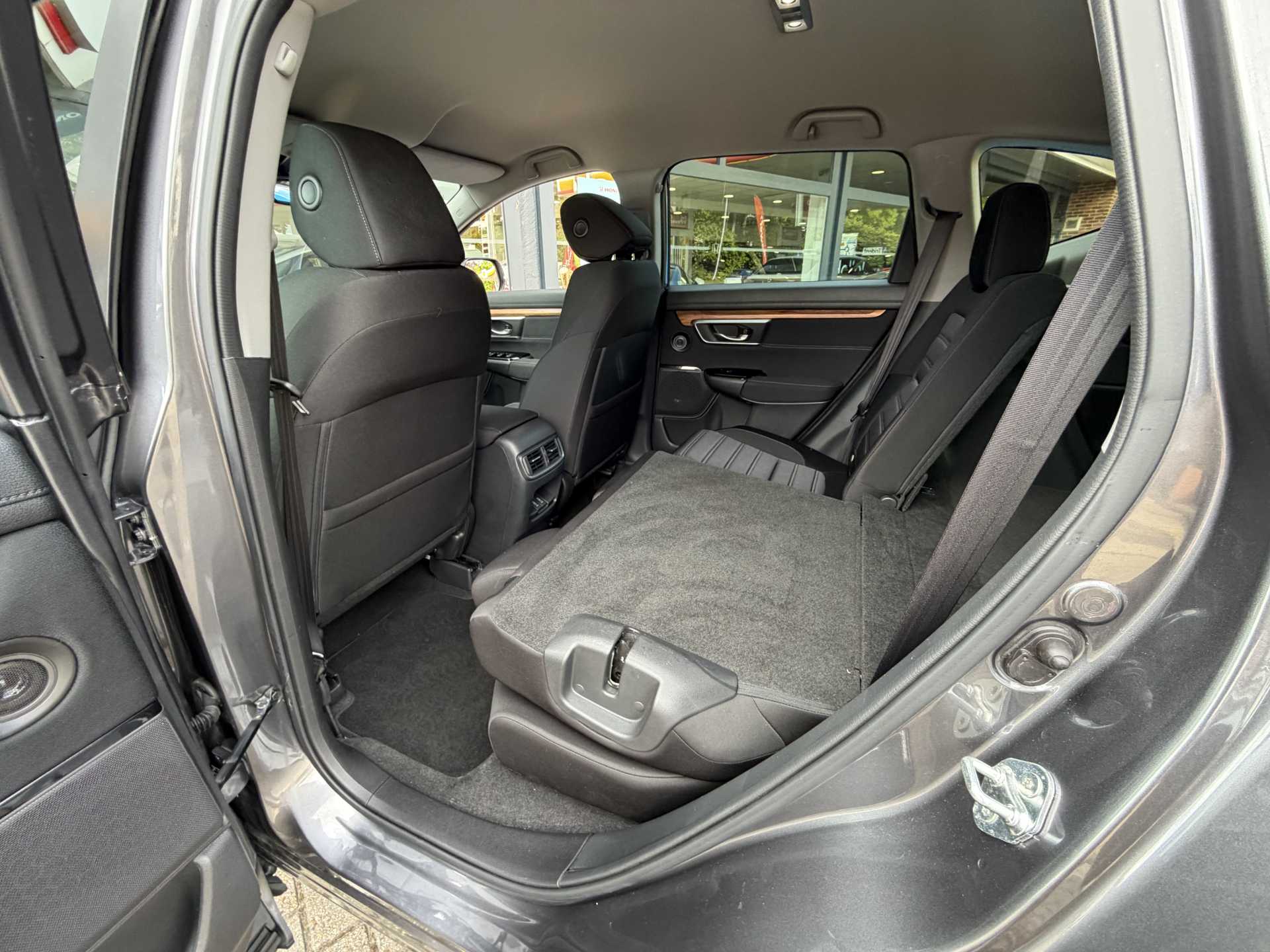 Honda CR-V 1.5 VTEC Turbo SE 5dr CVT - Image 19