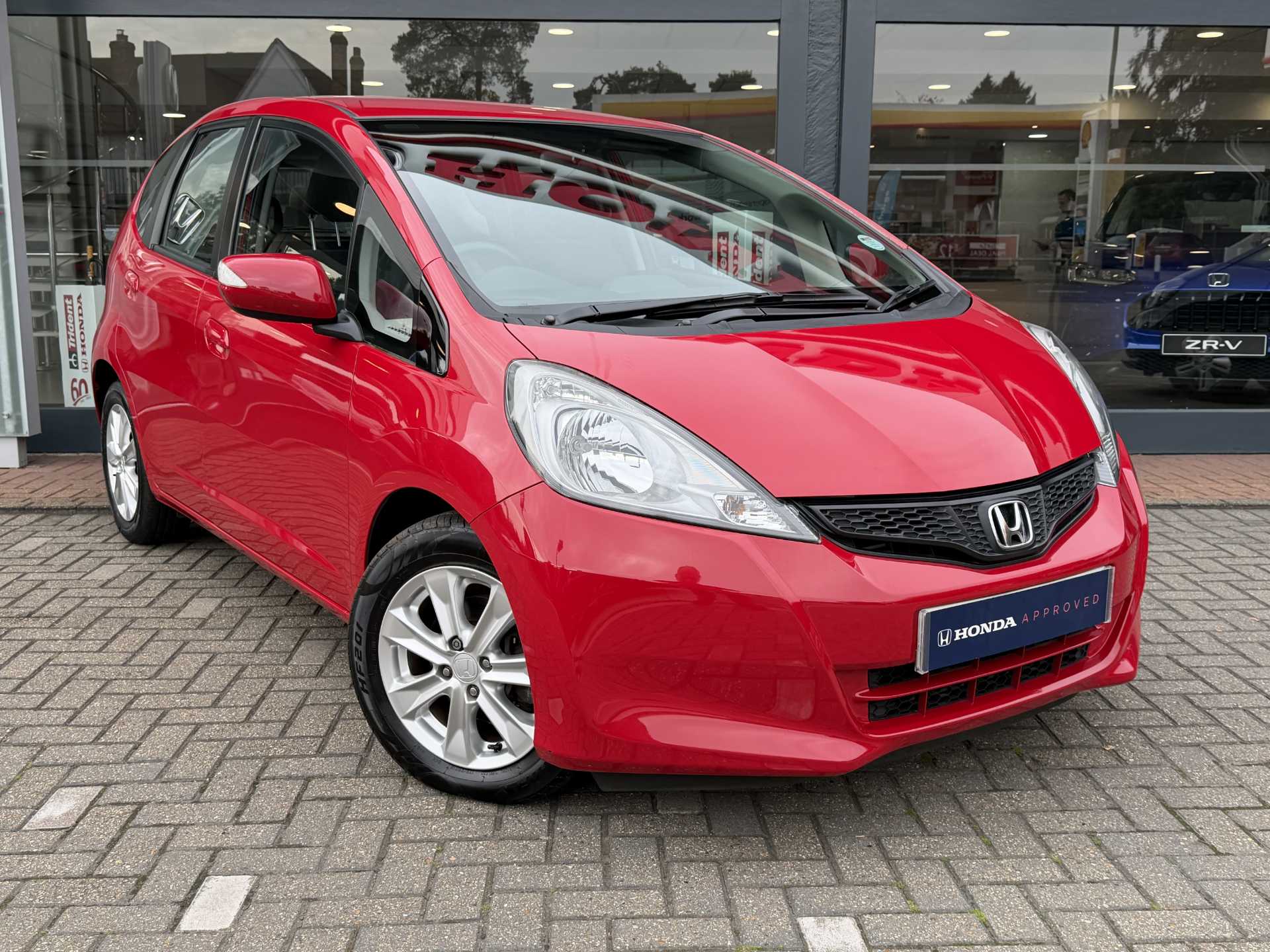 Honda Jazz 1.4 i-VTEC ES 5dr CVT - Image 1