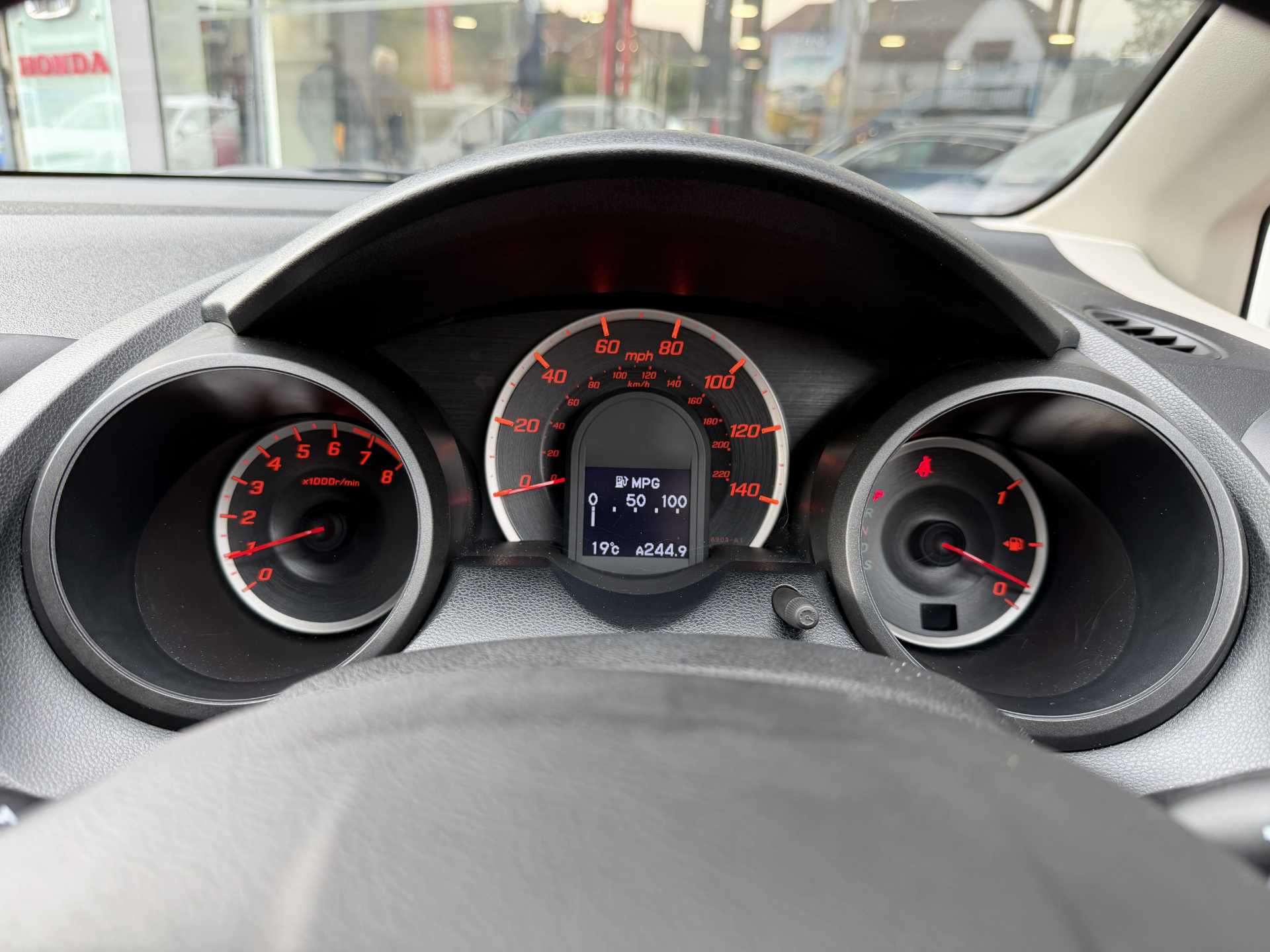 Honda Jazz 1.4 i-VTEC ES 5dr CVT - Image 11