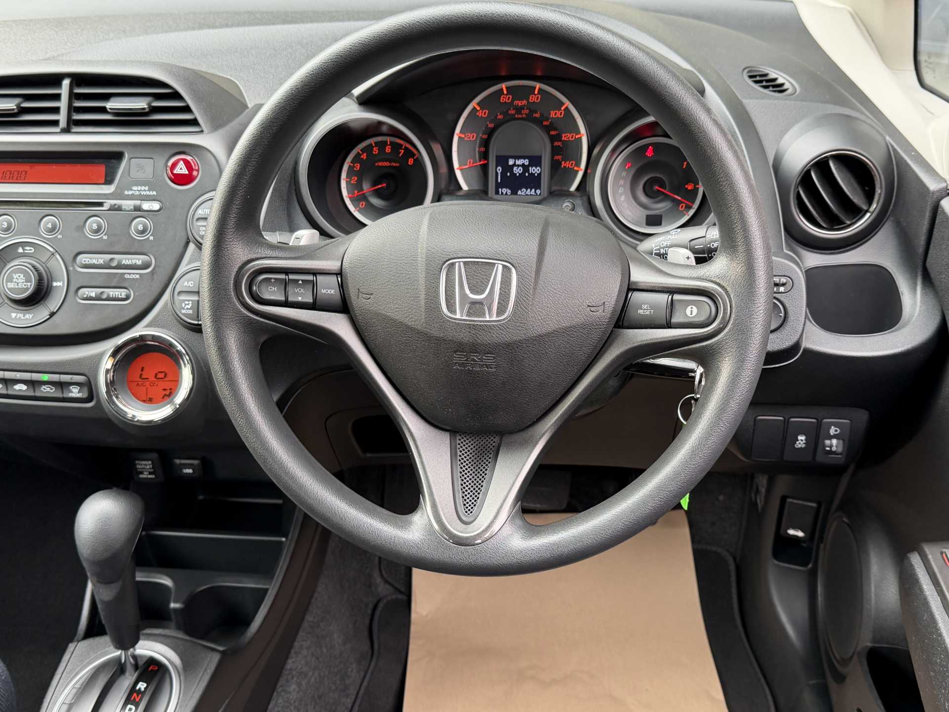 Honda Jazz 1.4 i-VTEC ES 5dr CVT - Image 16