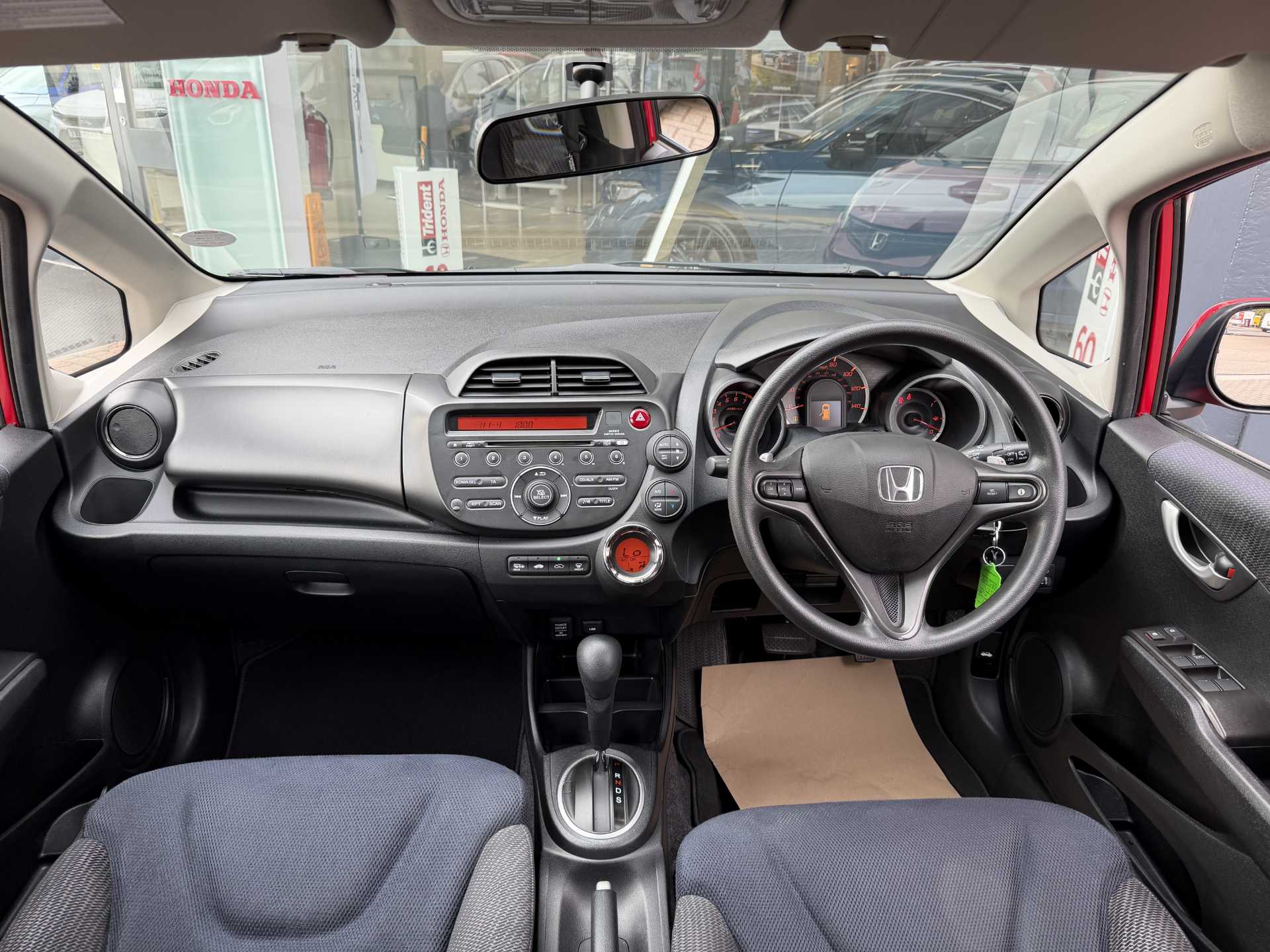 Honda Jazz 1.4 i-VTEC ES 5dr CVT - Image 4