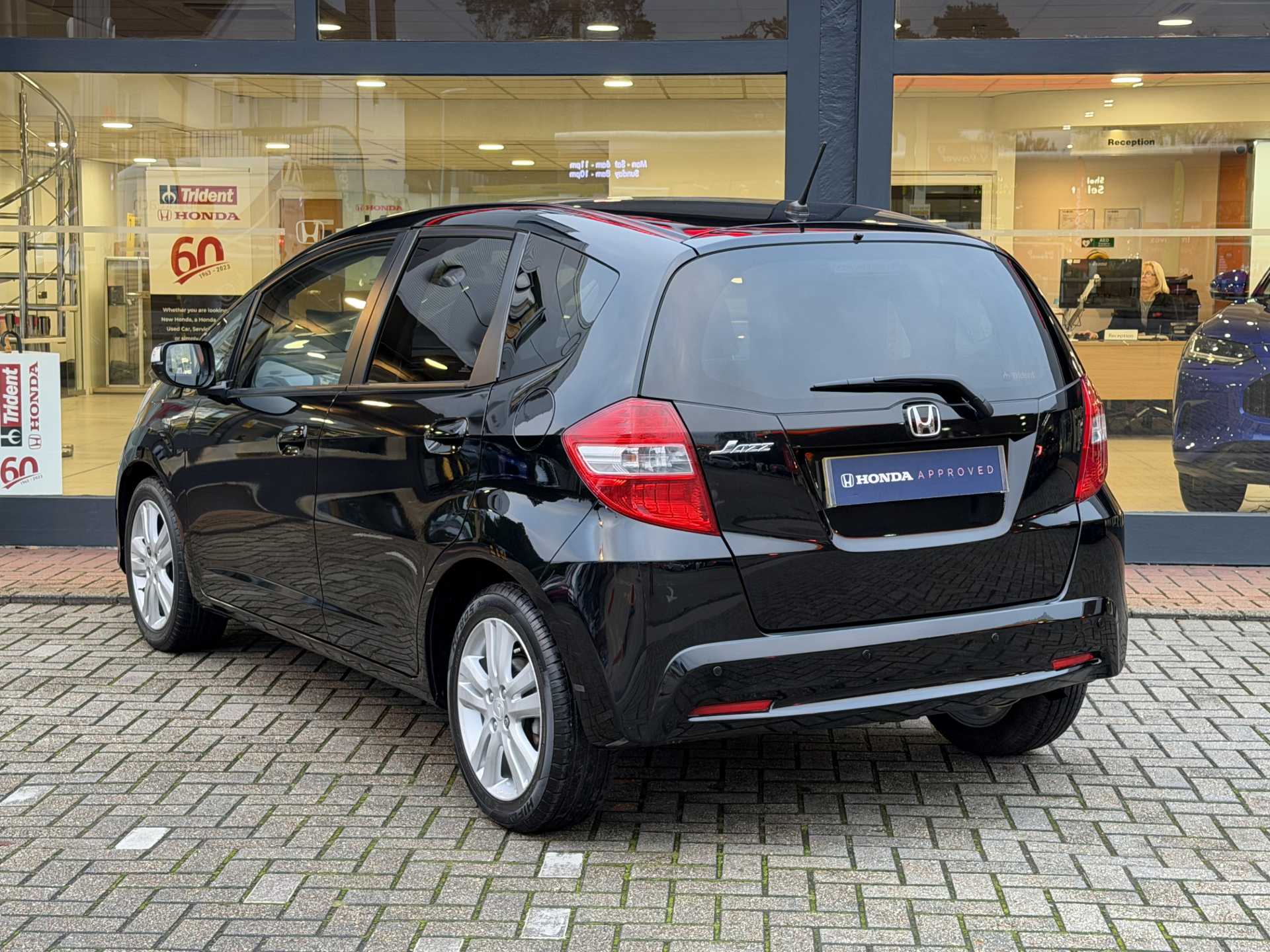 Honda Jazz 1.4 i-VTEC EX 5dr CVT - Image 3