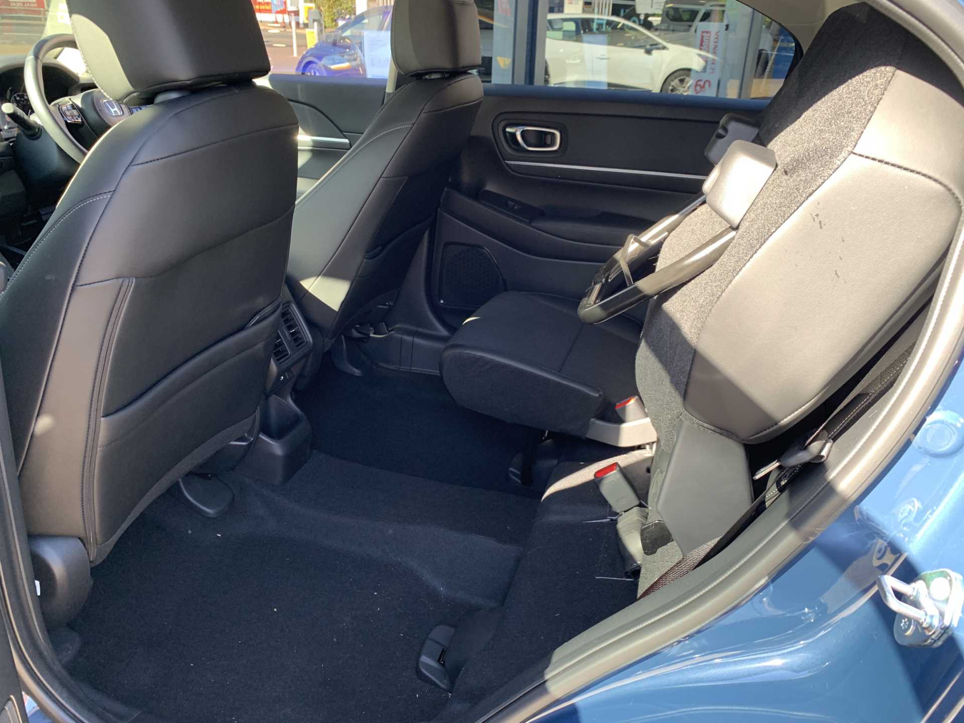 Honda HR-V 1.5 eHEV Advance 5dr CVT - Image 18