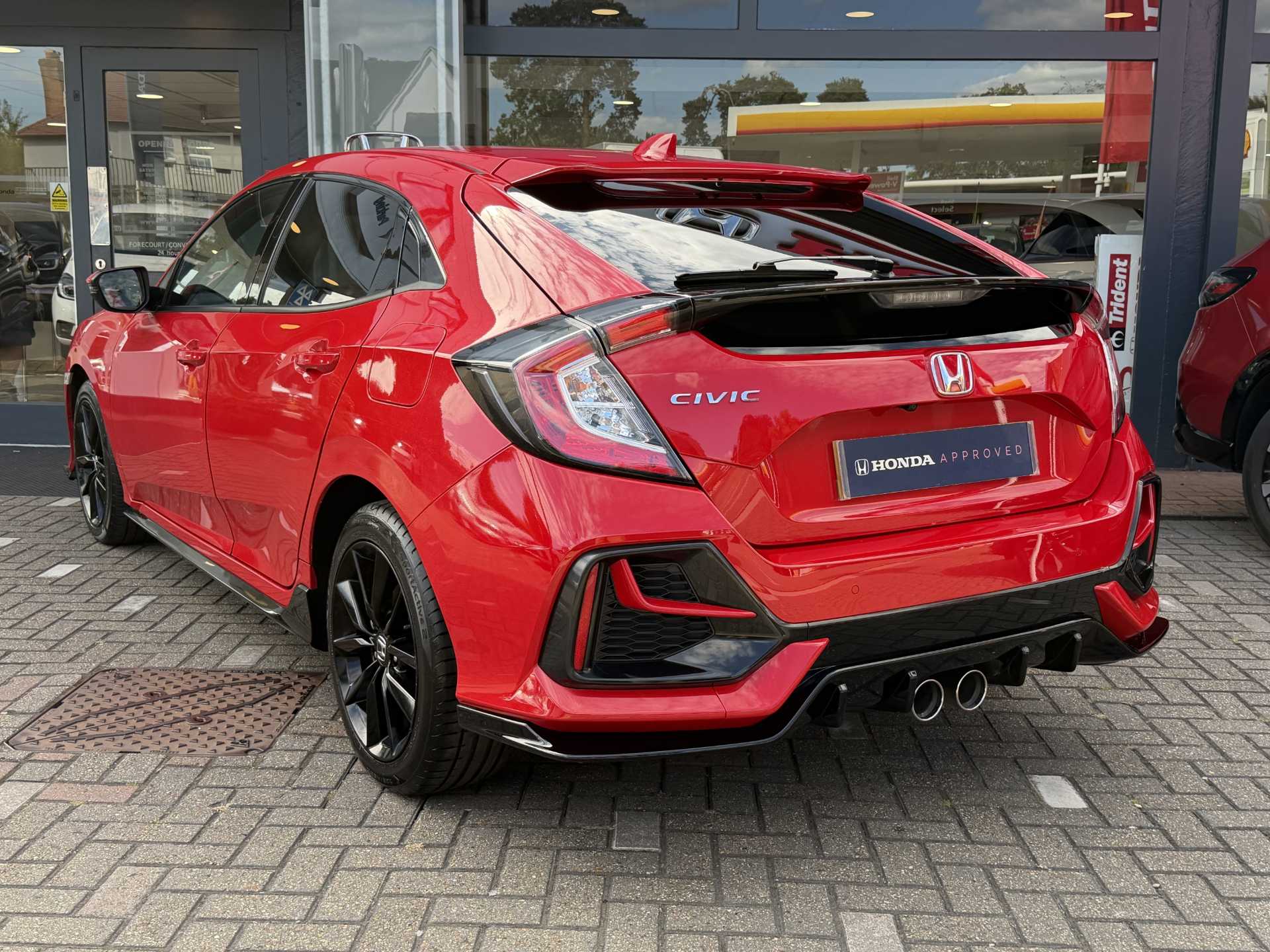 Honda Civic 1.5 VTEC Turbo Sport 5dr - Image 3
