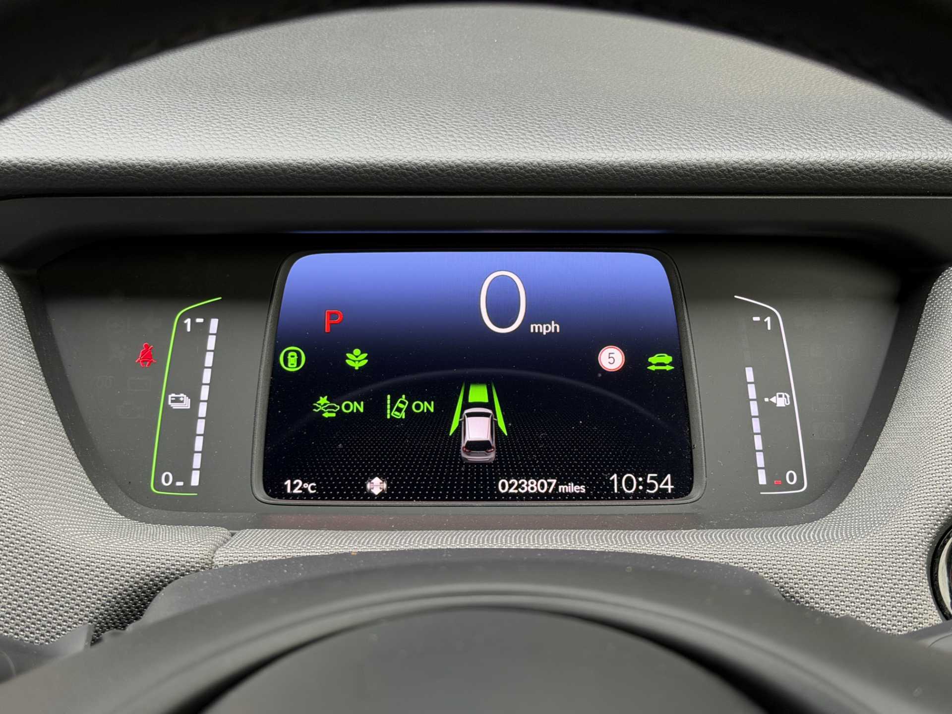 Honda Jazz 1.5 i-MMD Hybrid Crosstar EX 5dr eCVT - Image 11