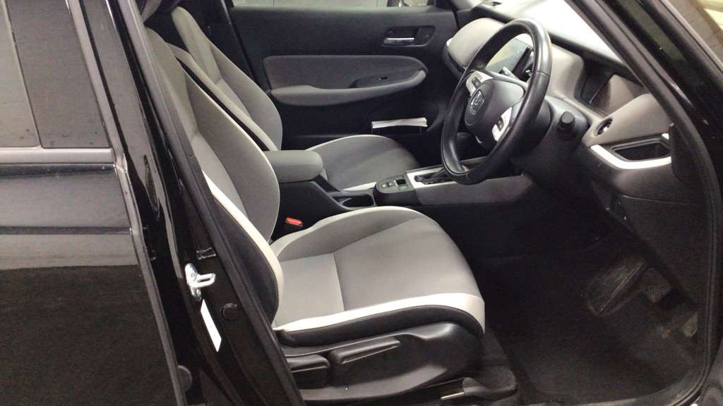 Honda Jazz 1.5 i-MMD Hybrid Crosstar EX 5dr eCVT - Image 2