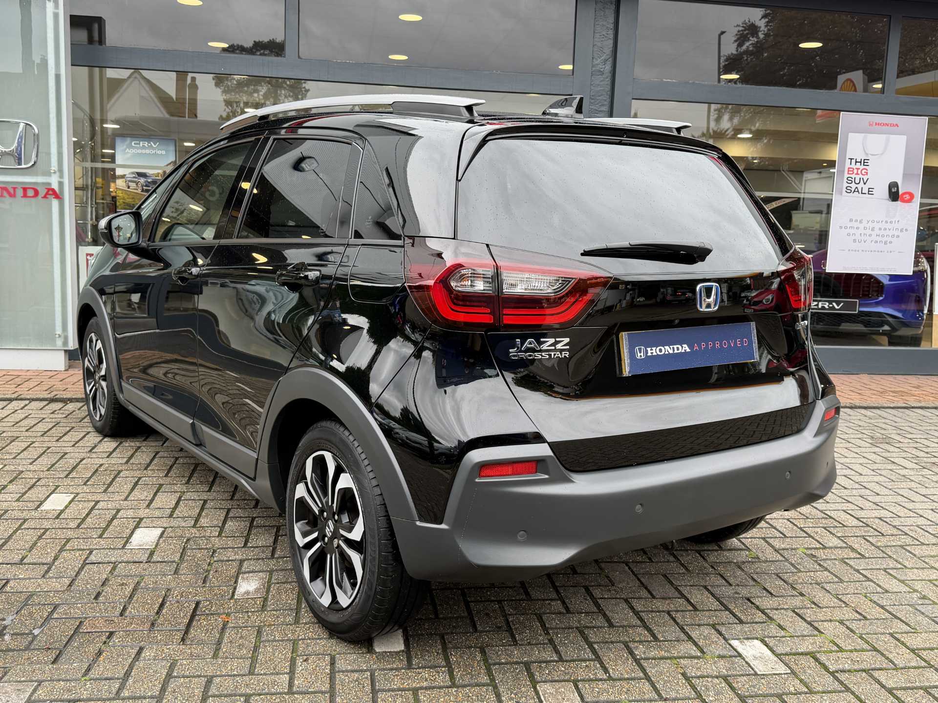 Honda Jazz 1.5 i-MMD Hybrid Crosstar EX 5dr eCVT - Image 3