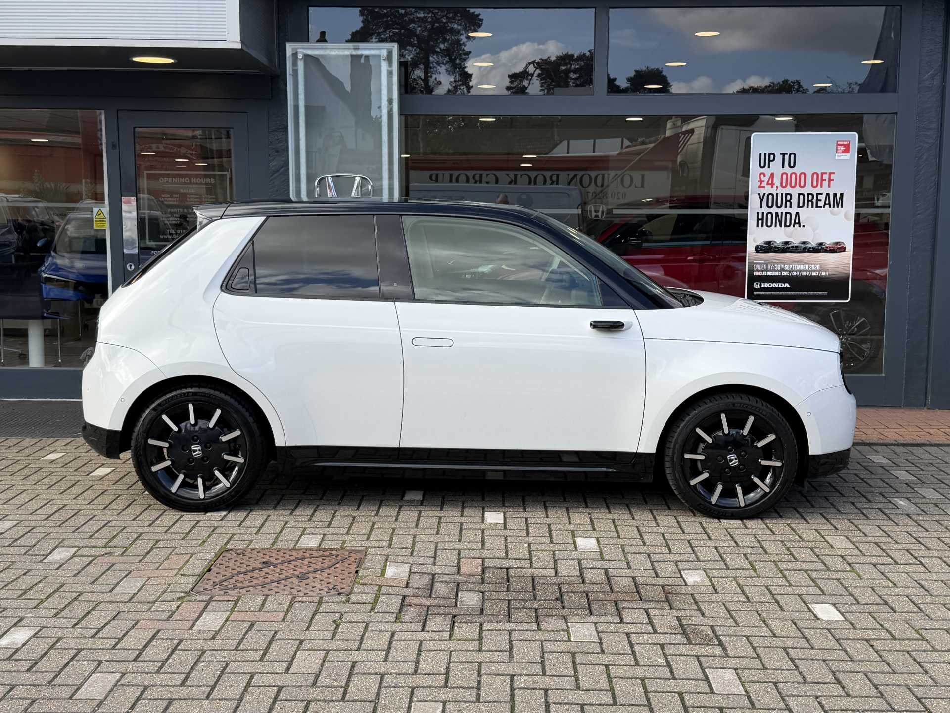 Honda e 113kW Advance 36kWh 5dr Auto — image 5