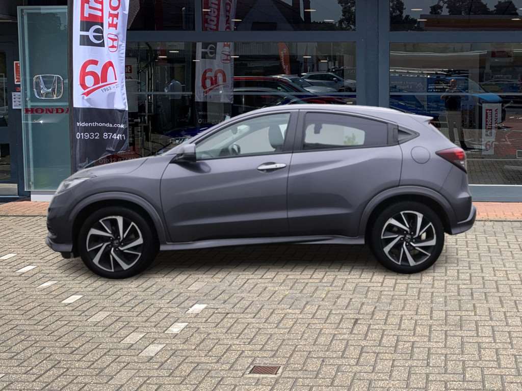 Honda HR-V 1.5 i-VTEC EX 5dr — image 11