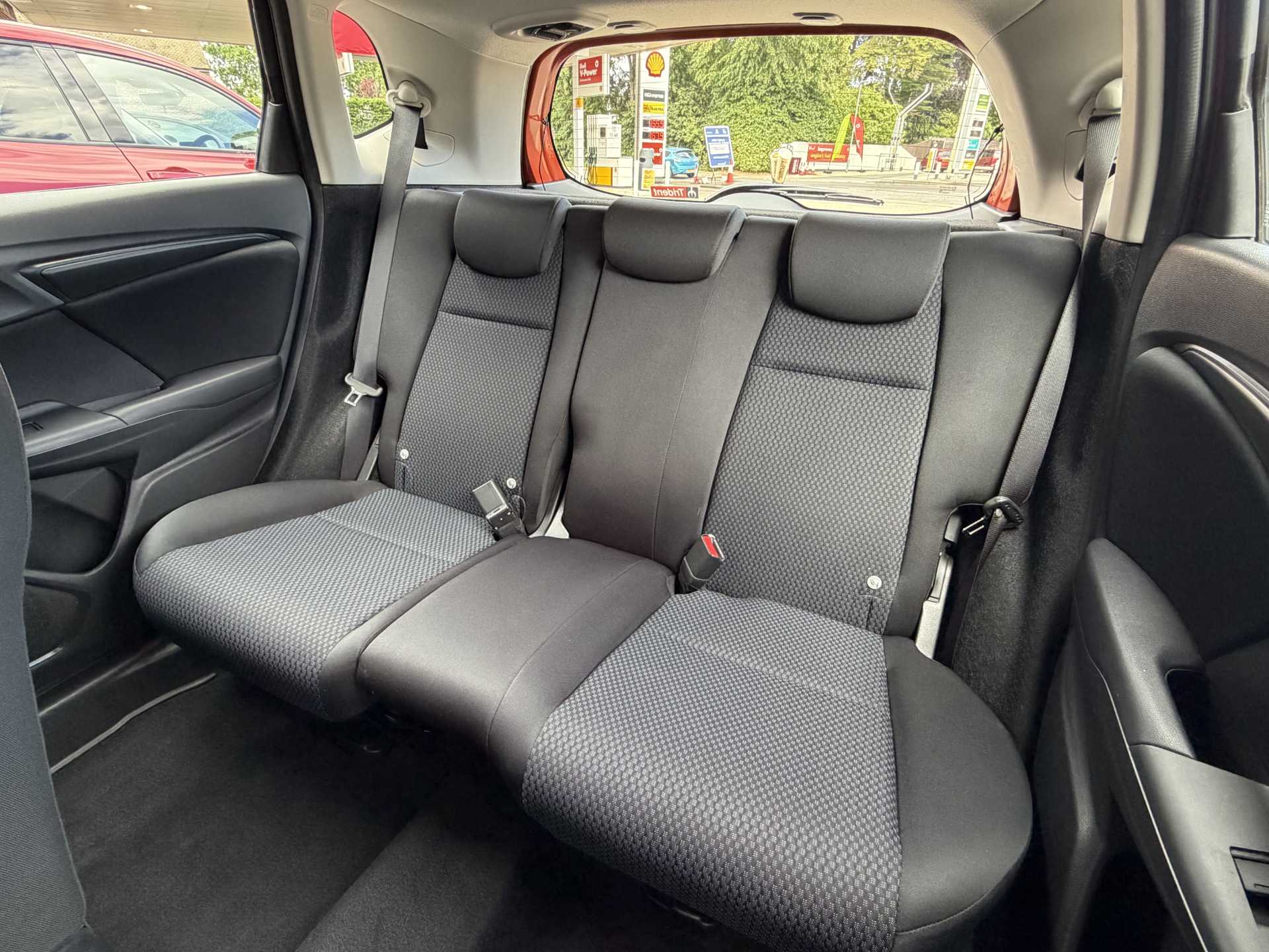 Honda Jazz 1.3 i-VTEC S 5dr CVT - Image 8