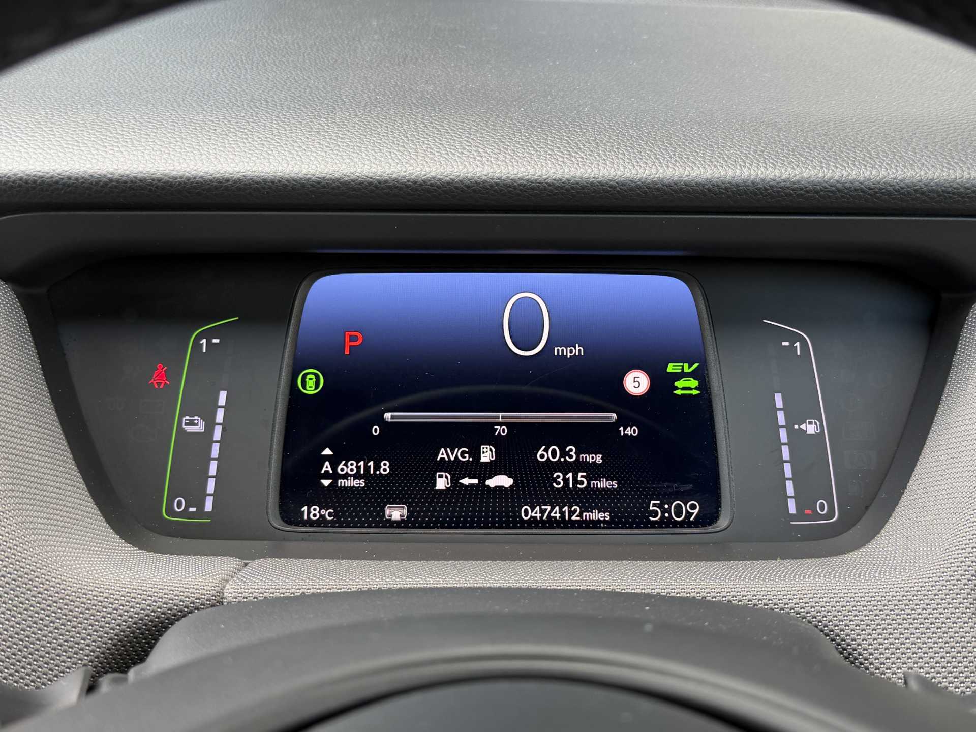Honda Jazz 1.5 i-MMD Hybrid Crosstar EX 5dr eCVT - Image 11