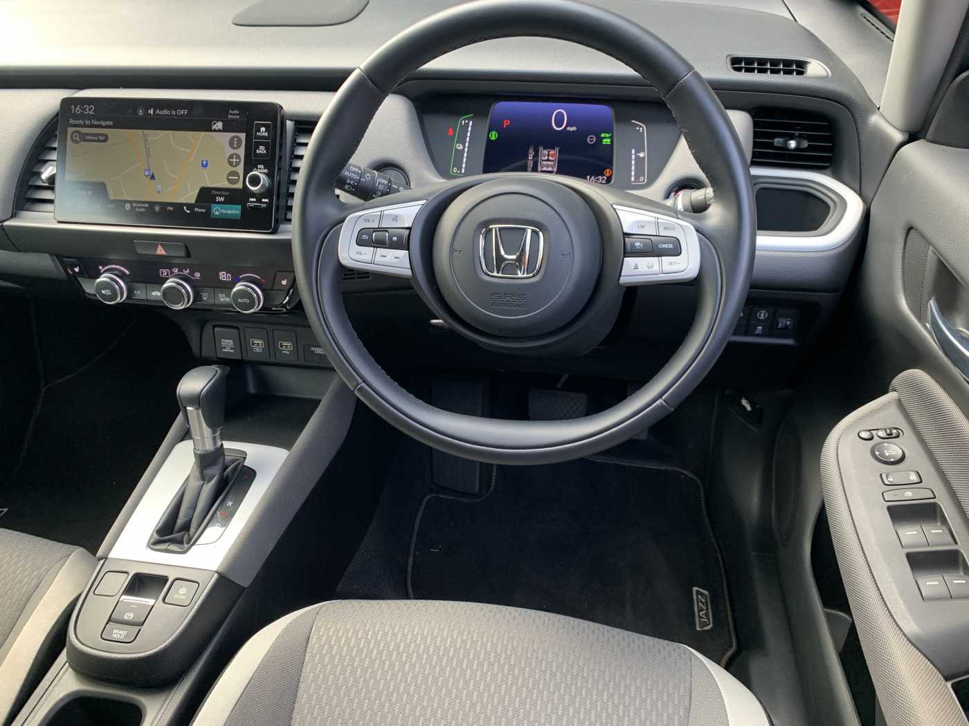 Honda Jazz 1.5 i-MMD Hybrid Crosstar EX 5dr eCVT - Image 18