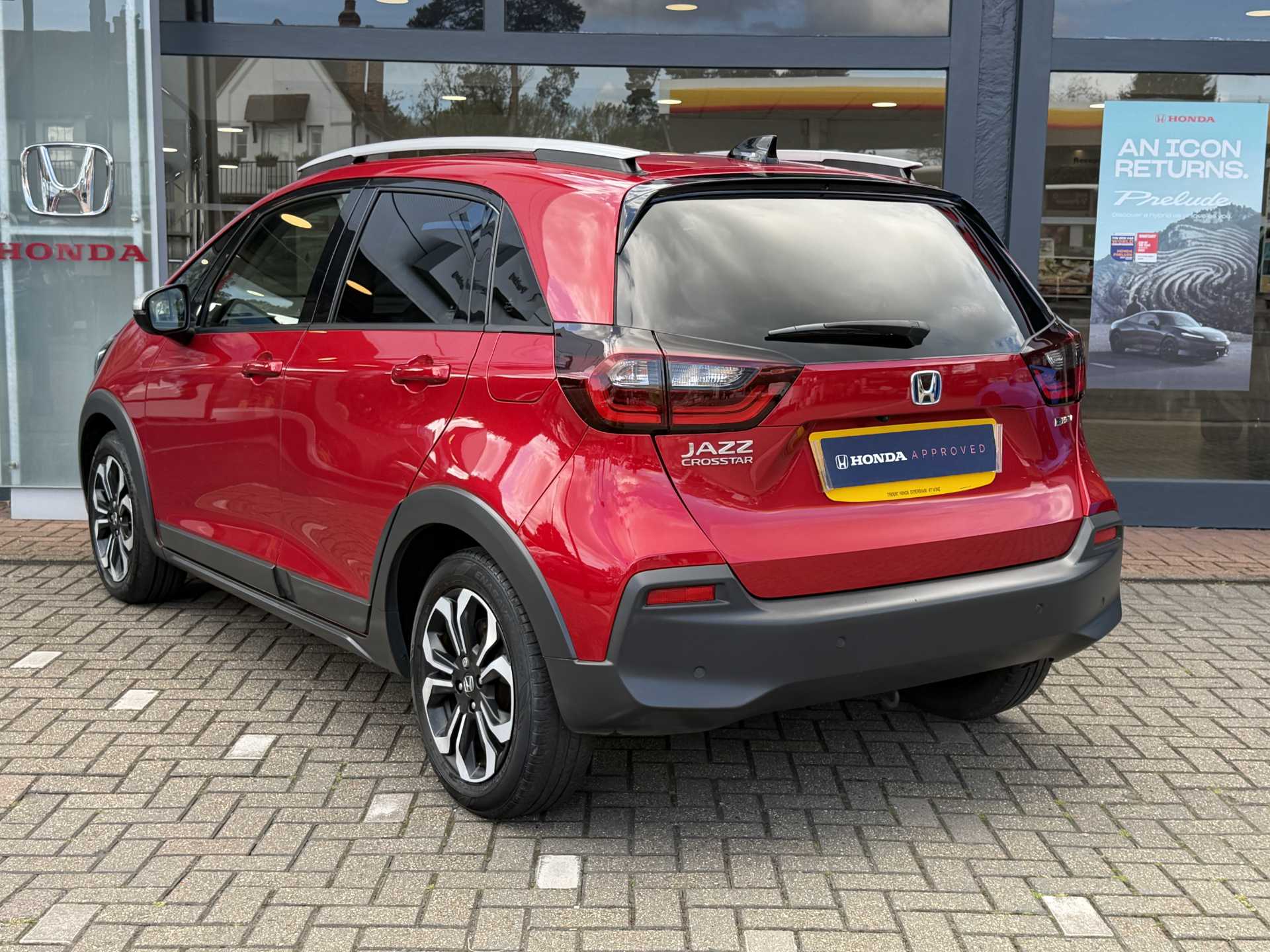 Honda Jazz 1.5 i-MMD Hybrid Crosstar EX 5dr eCVT - Image 3
