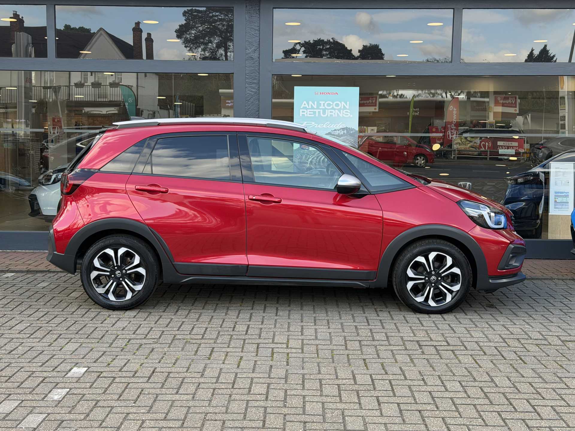 Honda Jazz 1.5 i-MMD Hybrid Crosstar EX 5dr eCVT - Image 5