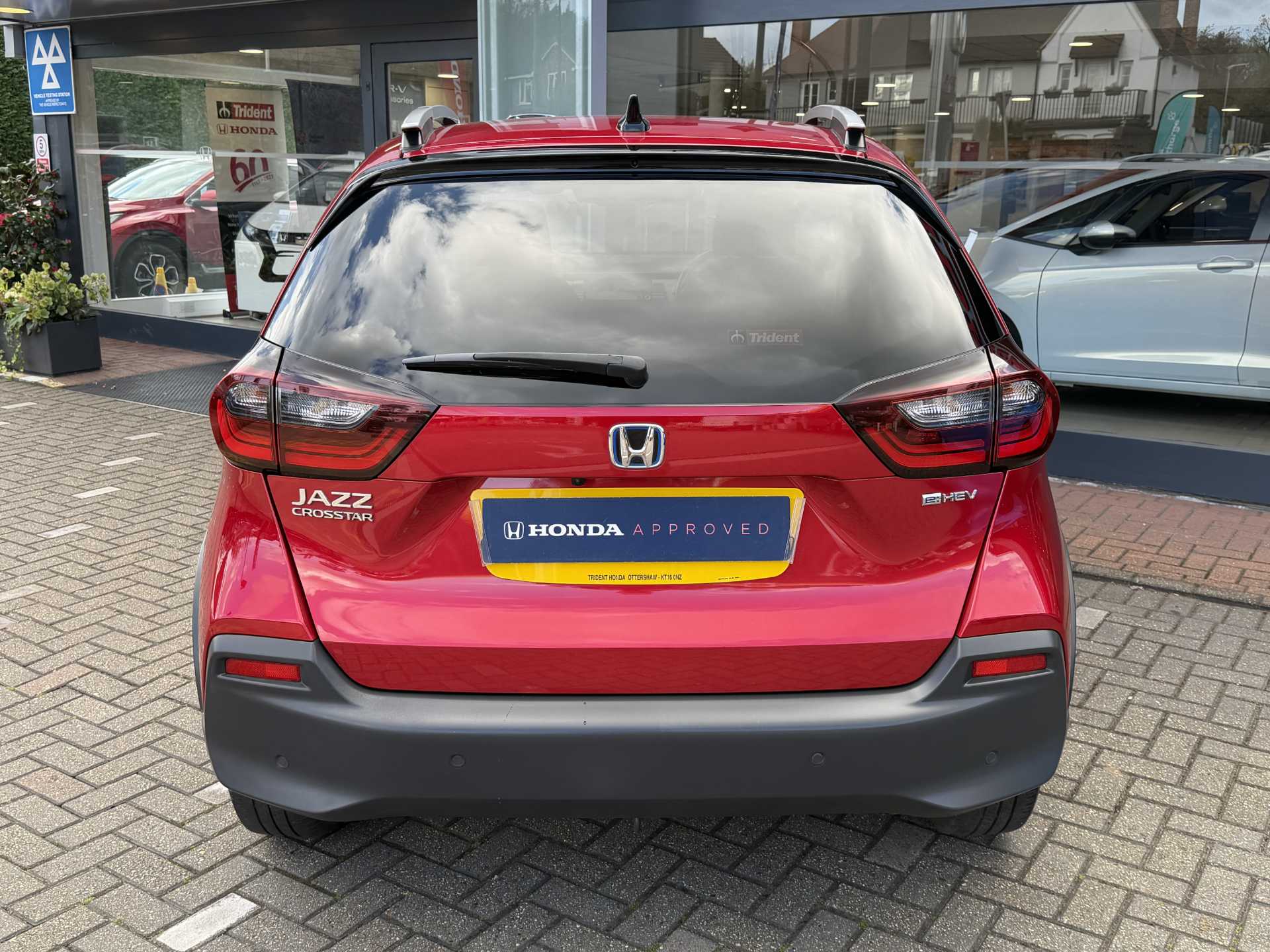 Honda Jazz 1.5 i-MMD Hybrid Crosstar EX 5dr eCVT - Image 7