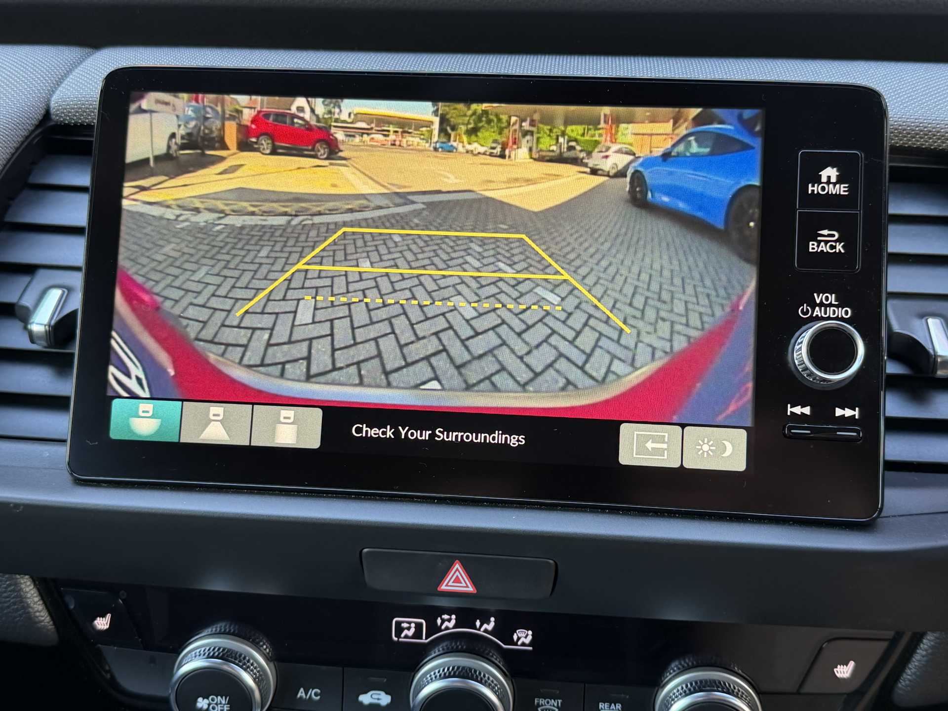 Honda Jazz 1.5 i-MMD Hybrid Crosstar EX 5dr eCVT - Image 14