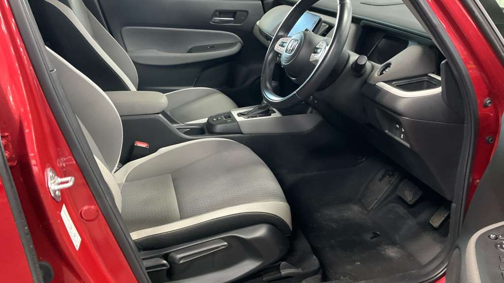 Honda Jazz 1.5 i-MMD Hybrid Crosstar EX 5dr eCVT - Image 2