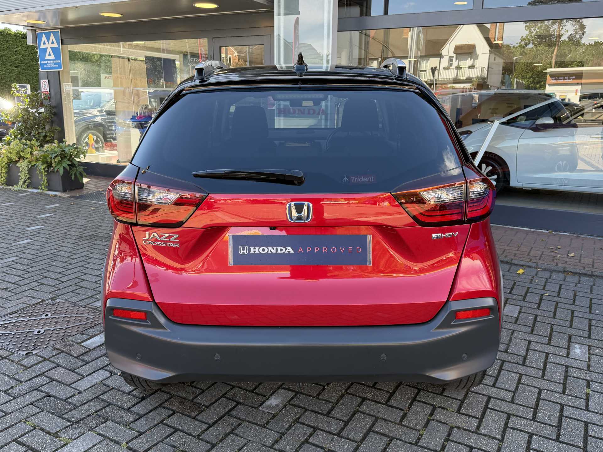 Honda Jazz 1.5 i-MMD Hybrid Crosstar EX 5dr eCVT - Image 7