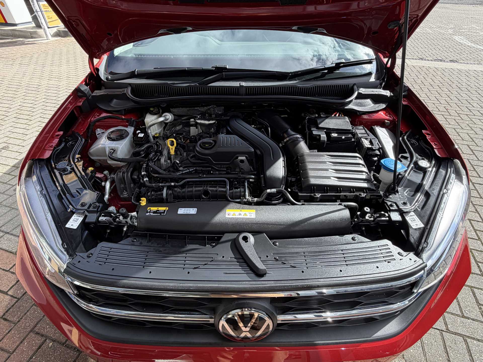 Volkswagen TAIGO 1.5 TSI 150 Style 5dr DSG - Image 20