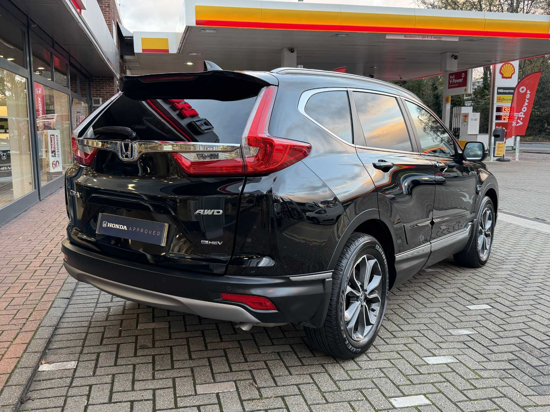 Honda CR-V 2.0 i-MMD Hybrid SR 5dr eCVT - Image 12