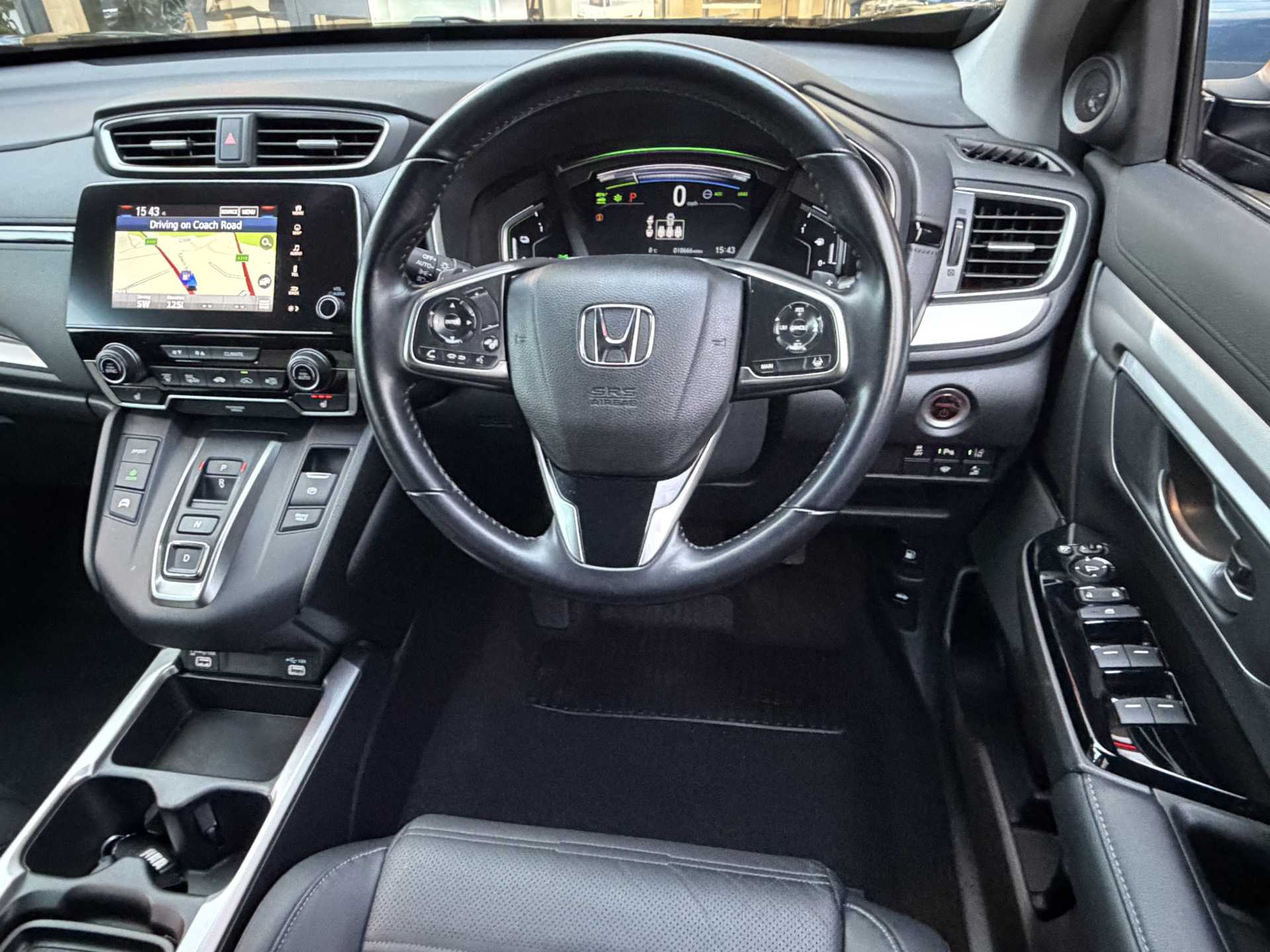 Honda CR-V 2.0 i-MMD Hybrid SR 5dr eCVT - Image 18