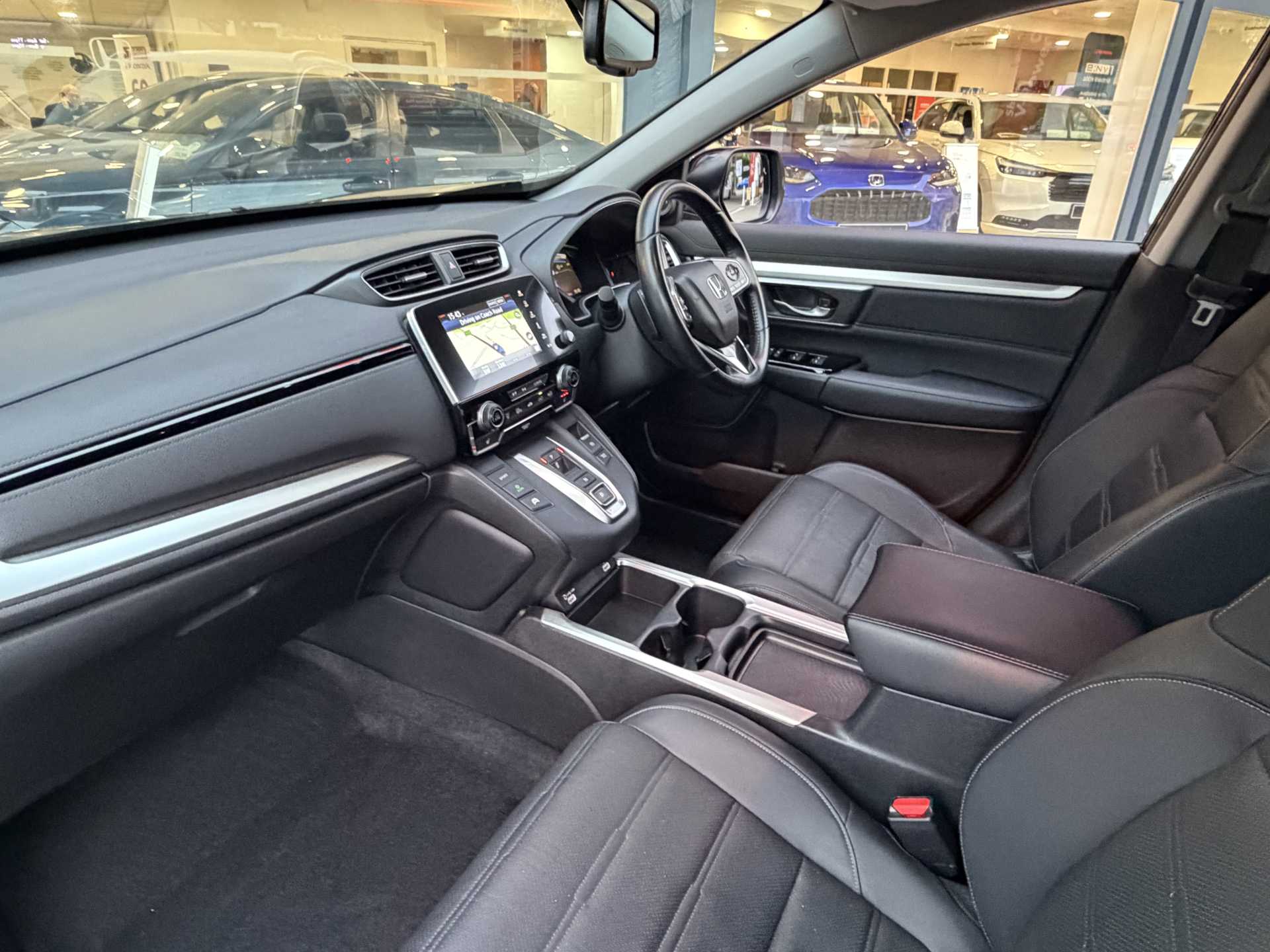 Honda CR-V 2.0 i-MMD Hybrid SR 5dr eCVT - Image 2
