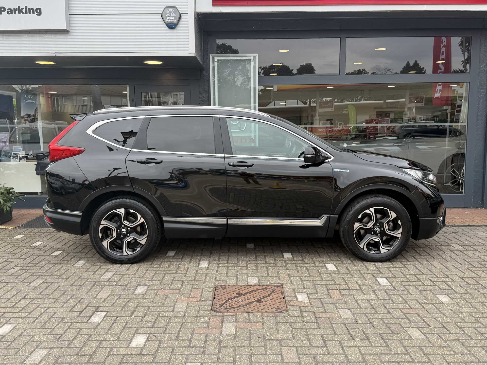 Honda CR-V 2.0 i-MMD Hybrid EX 5dr eCVT - Image 5