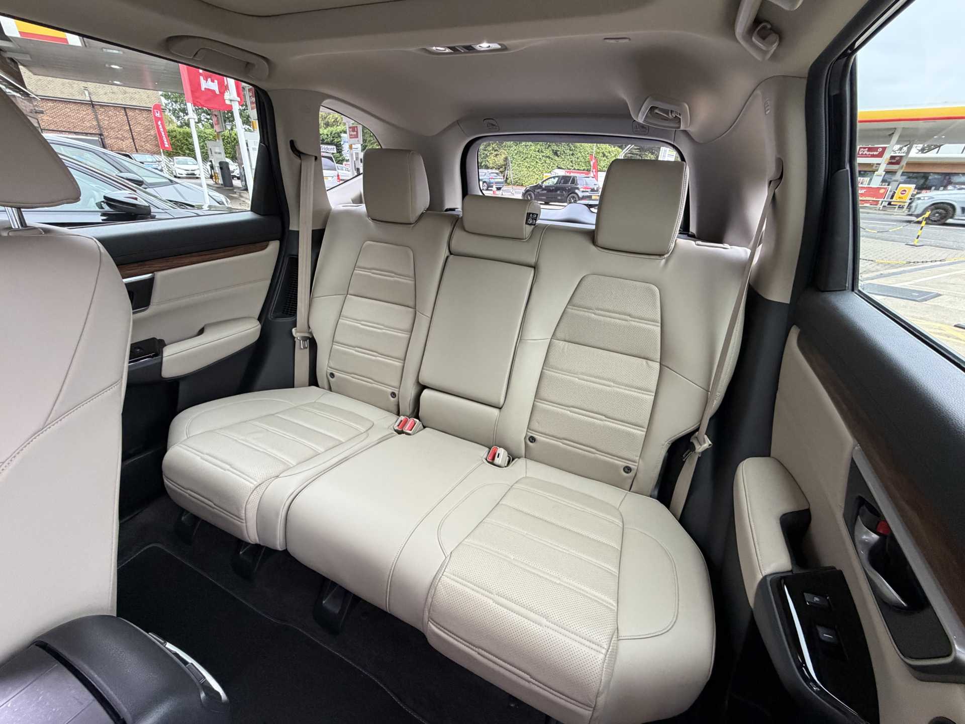 Honda CR-V 2.0 i-MMD Hybrid EX 5dr eCVT - Image 8