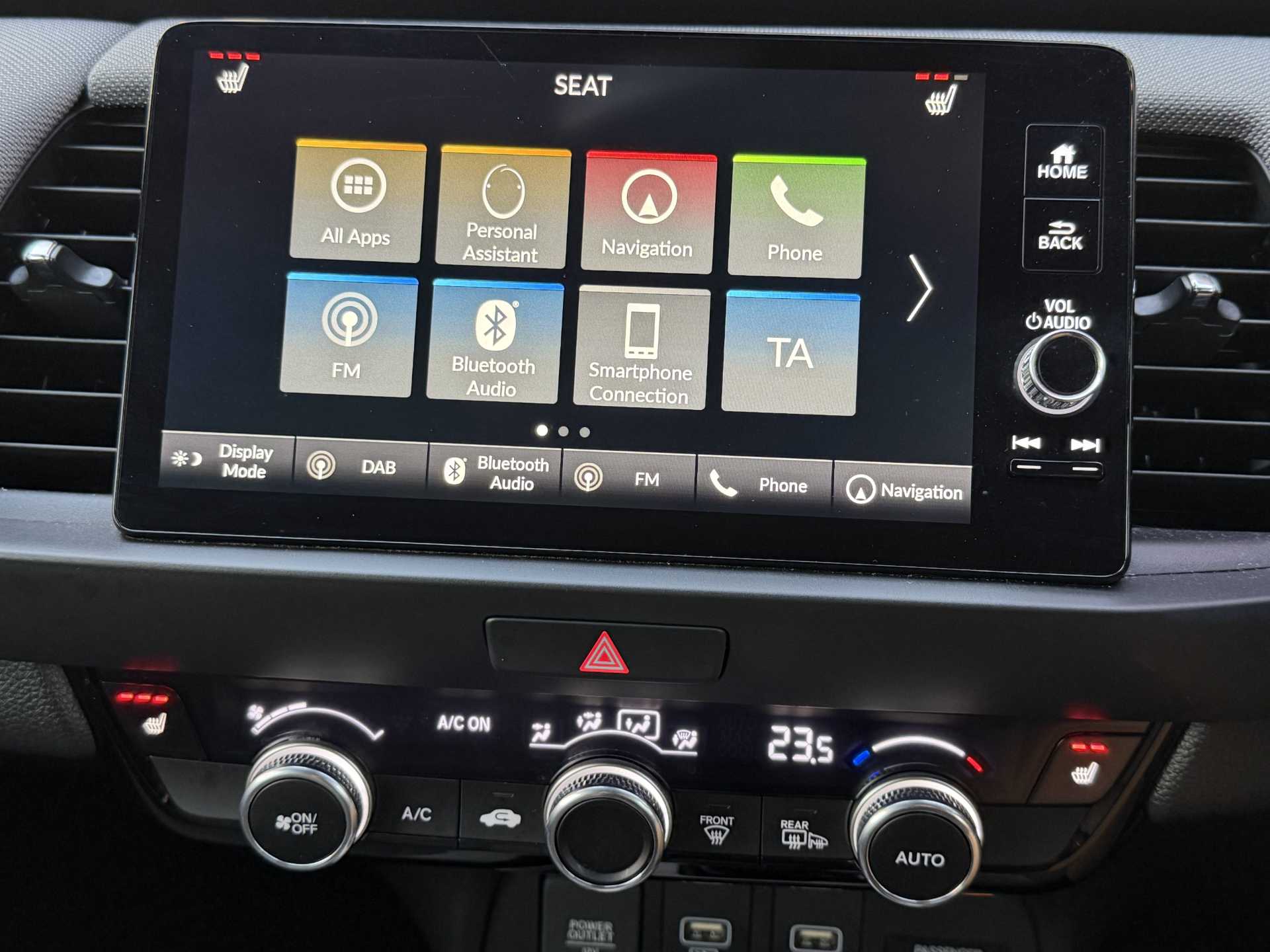 Honda Jazz 1.5 i-MMD Hybrid Crosstar EX 5dr eCVT - Image 16