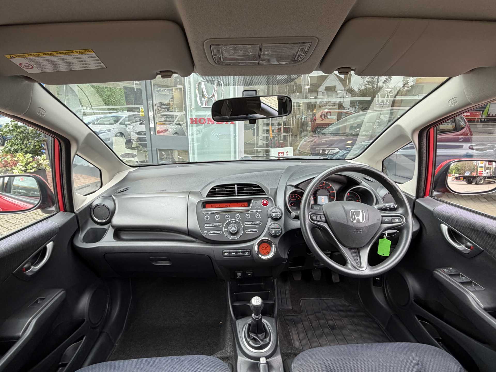 Honda Jazz 1.4 i-VTEC ES 5dr - Image 4
